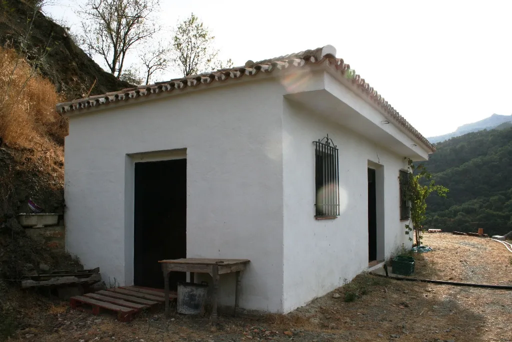 Jubrique, finca en venta de 2 dormitorios