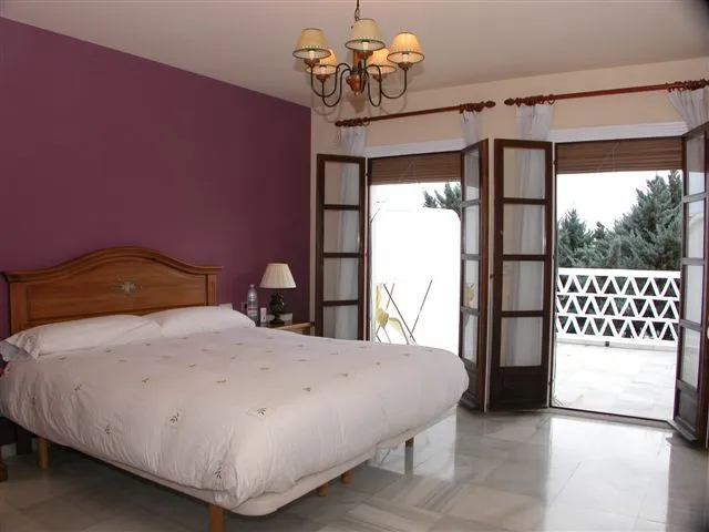 Marbella Ciudad, adosado en venta con 3 dormitorios