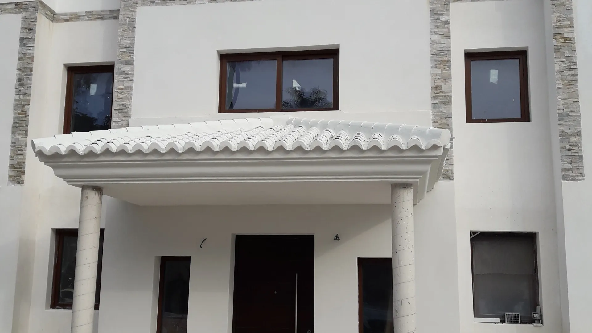 Comprar villa con 6 dormitorios en New Golden Mile