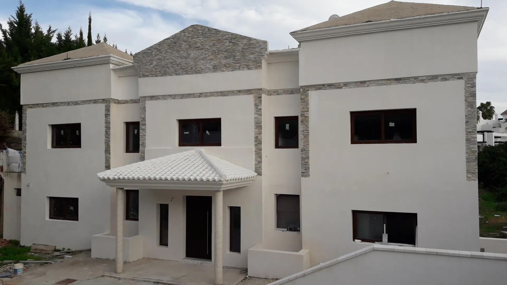 Comprar villa con 6 dormitorios en New Golden Mile