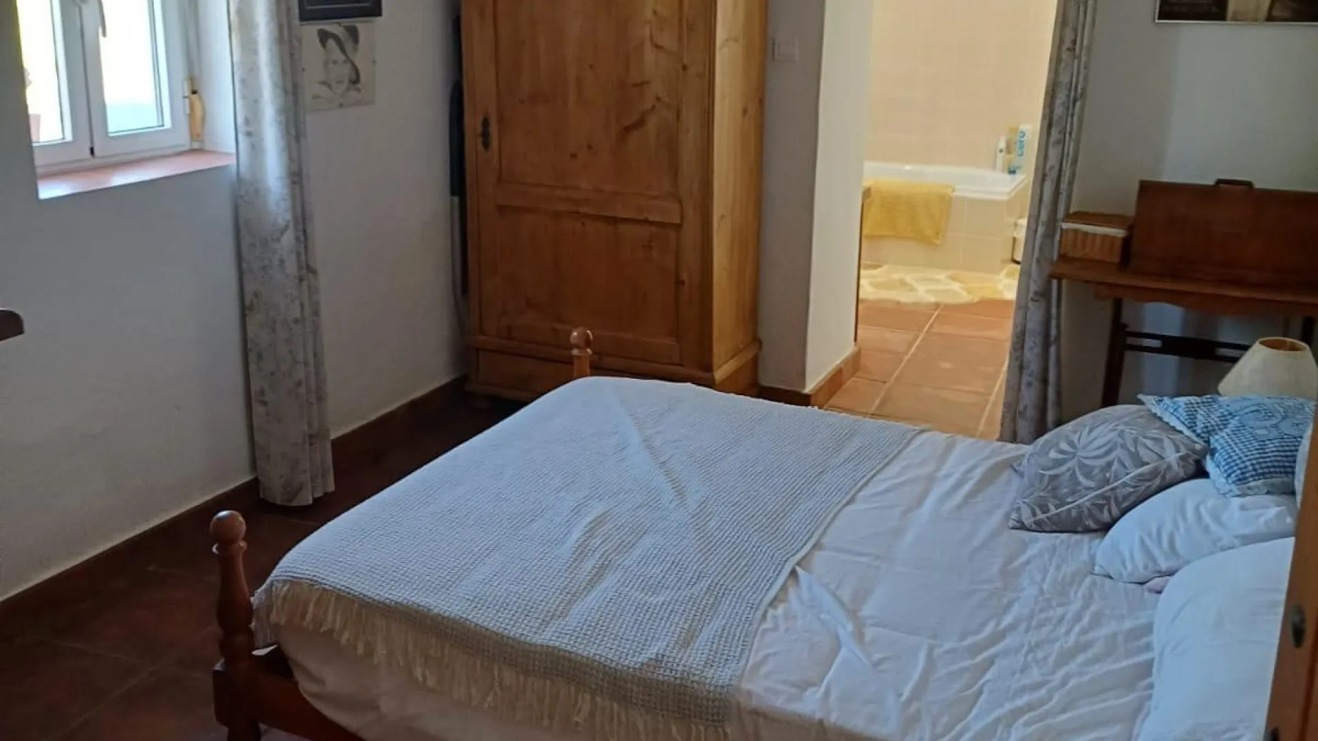 Finca con 2 dormitorios en venta en Alora