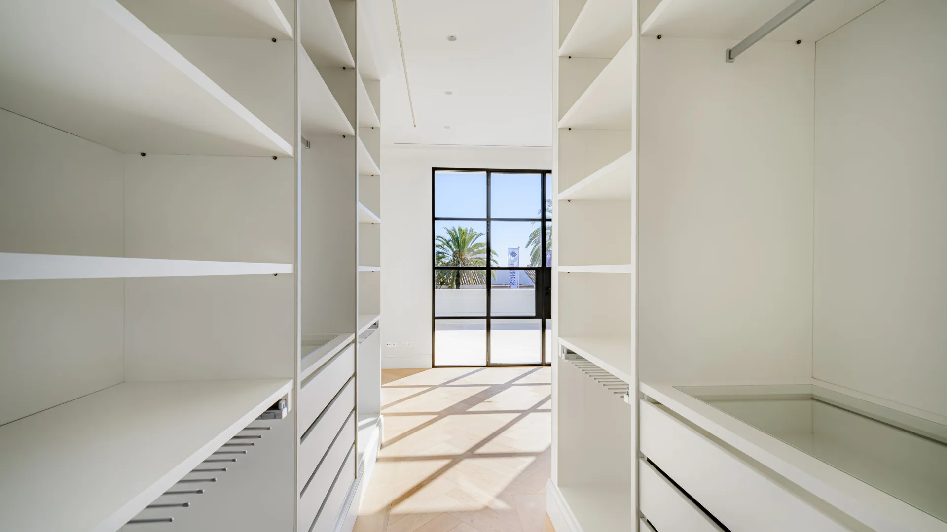 Se vende villa en Nueva Andalucia
