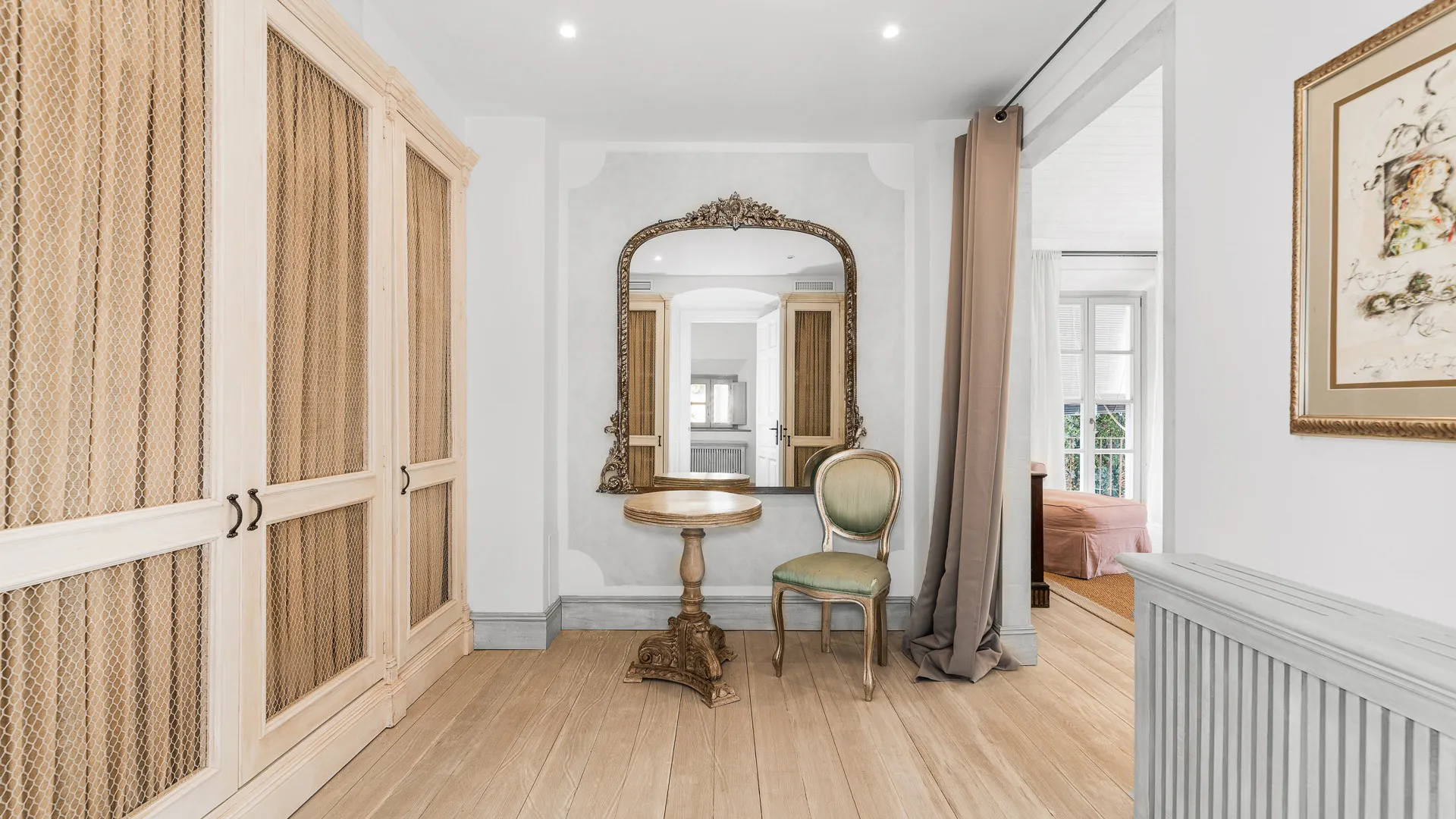 Villa for sale in Ctra. De Ronda