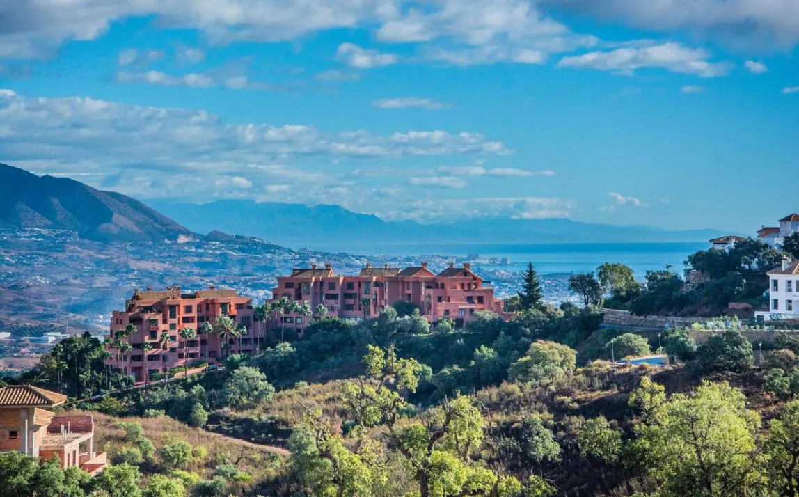 Marbella East plot for sale