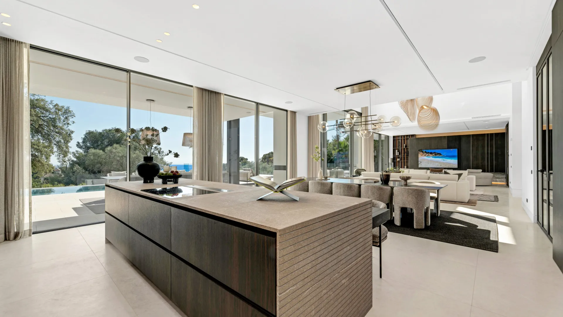 Marbella Golden Mile, villa en venta con 6 dormitorios