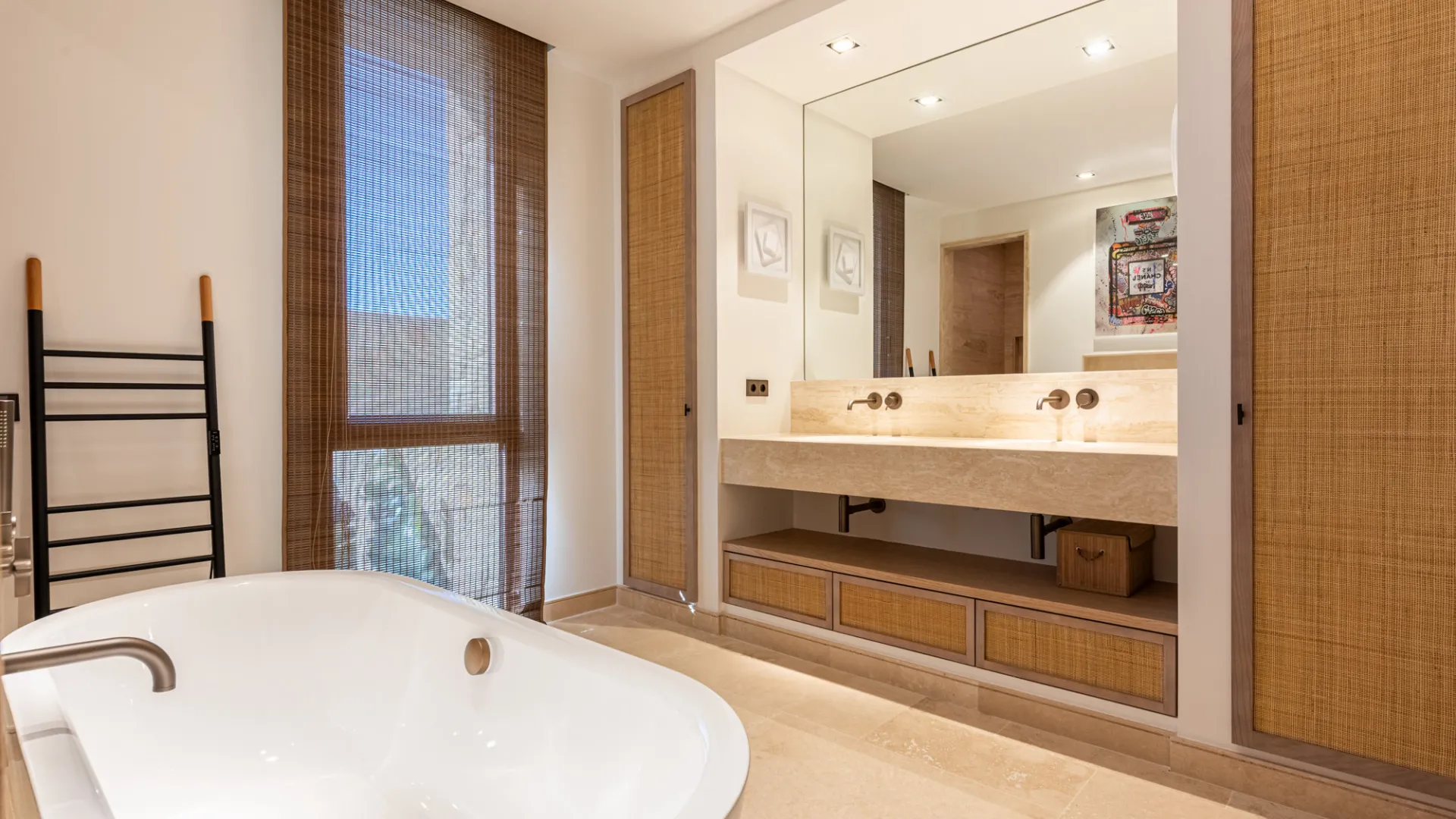 Apartment for sale in Finca Cortesin with 3 bedrooms