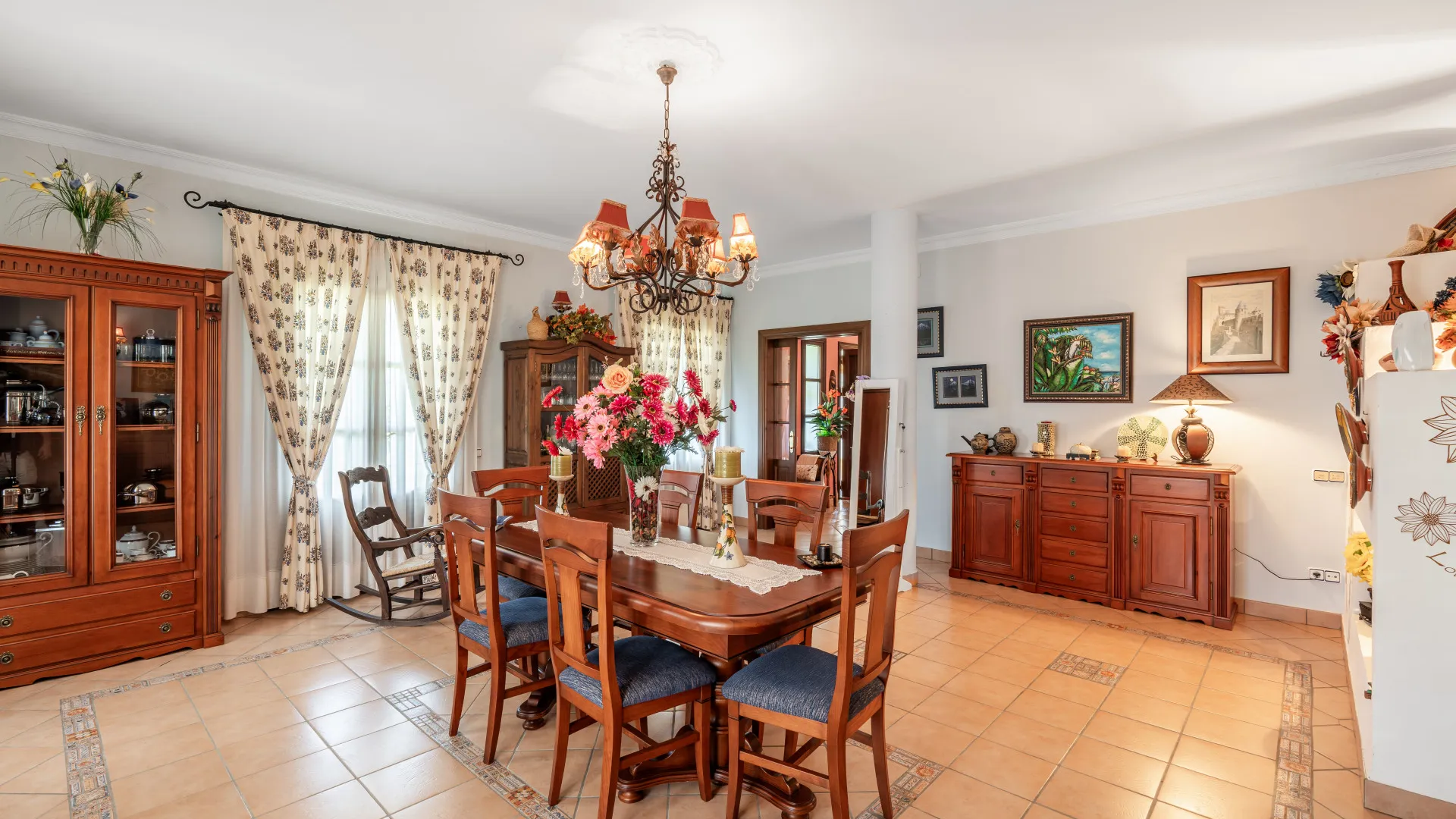 Se vende finca en Ronda con 5 dormitorios