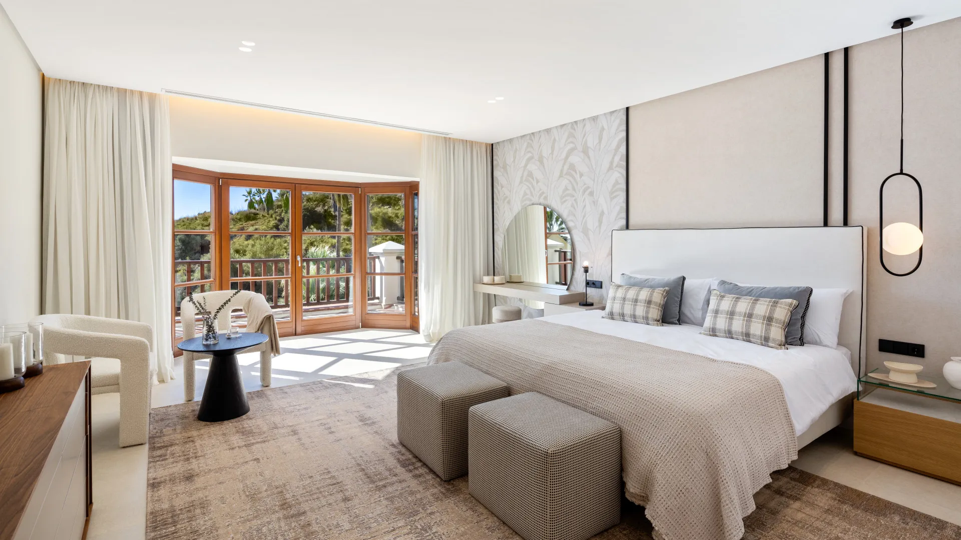 Marbella Golden Mile, adosado con 5 dormitorios a la venta
