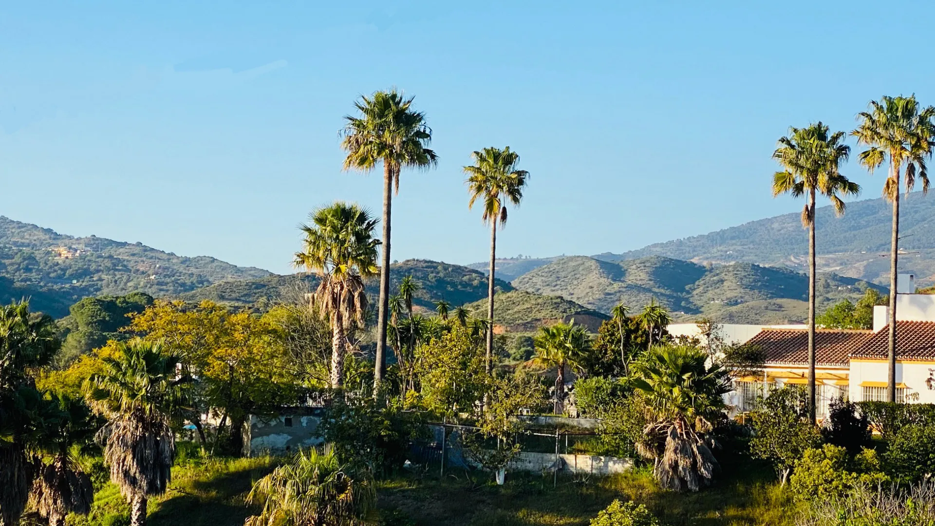 Mijas Costa, finca en venta con 3 dormitorios