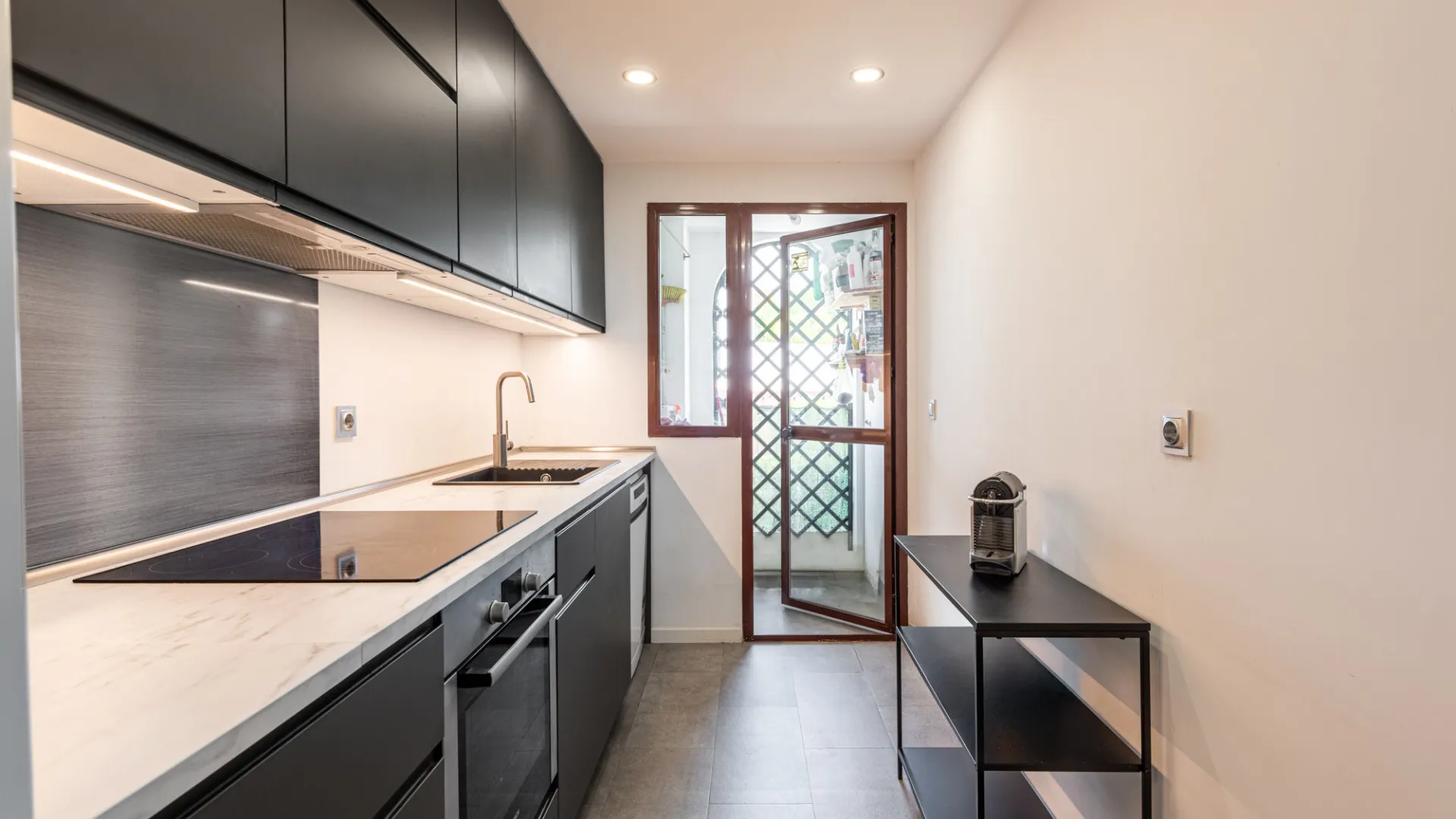 For sale apartment in Marbella Golden Mile