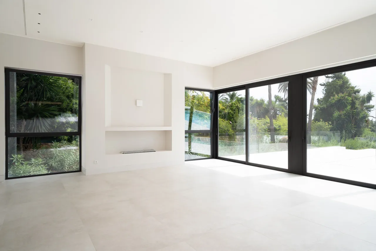 Comprar villa de 4 dormitorios en New Golden Mile