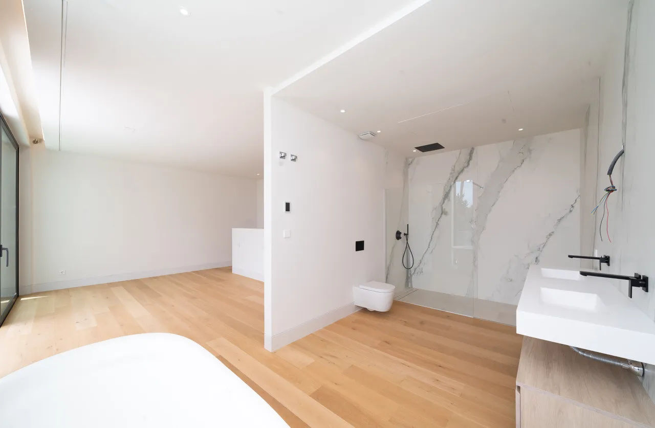Comprar villa de 4 dormitorios en New Golden Mile