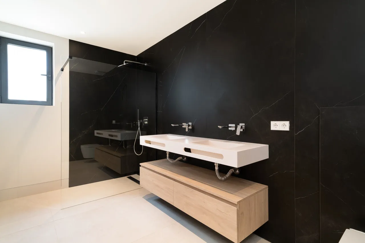 Comprar villa de 4 dormitorios en New Golden Mile