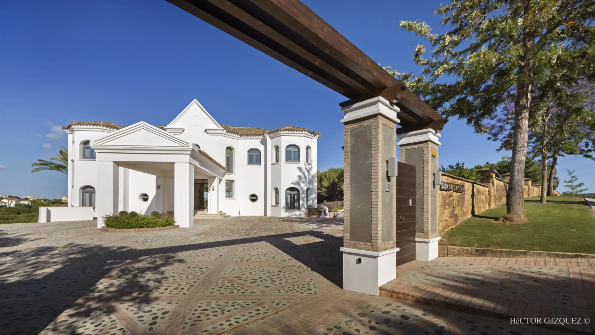 Villa de 7 dormitorios en venta en Zona G