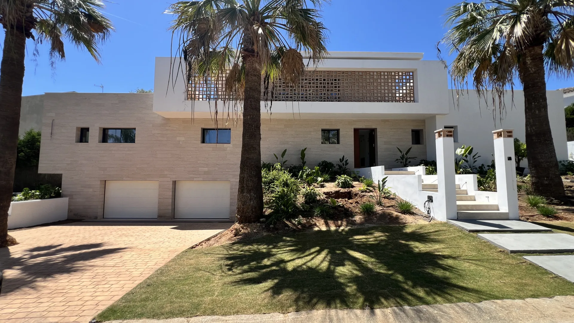 Villa with 6 bedrooms for sale in Zona B