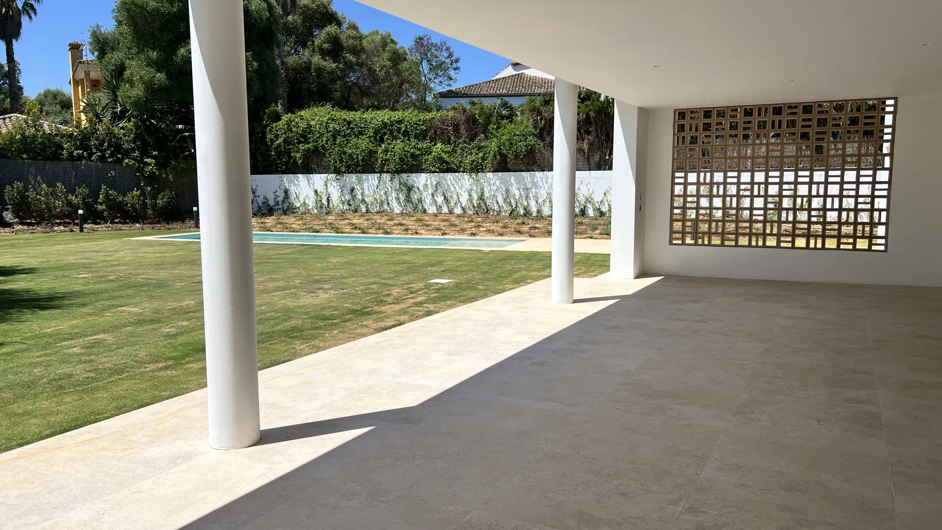 Villa with 6 bedrooms for sale in Zona B
