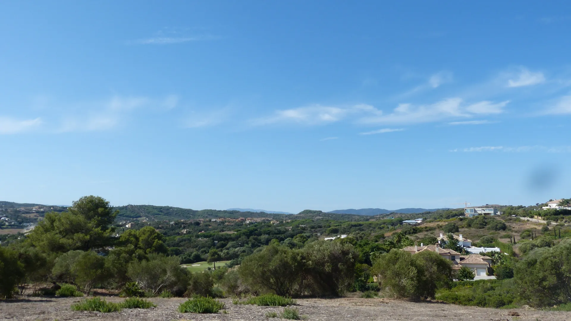 Plot in Zona L for sale