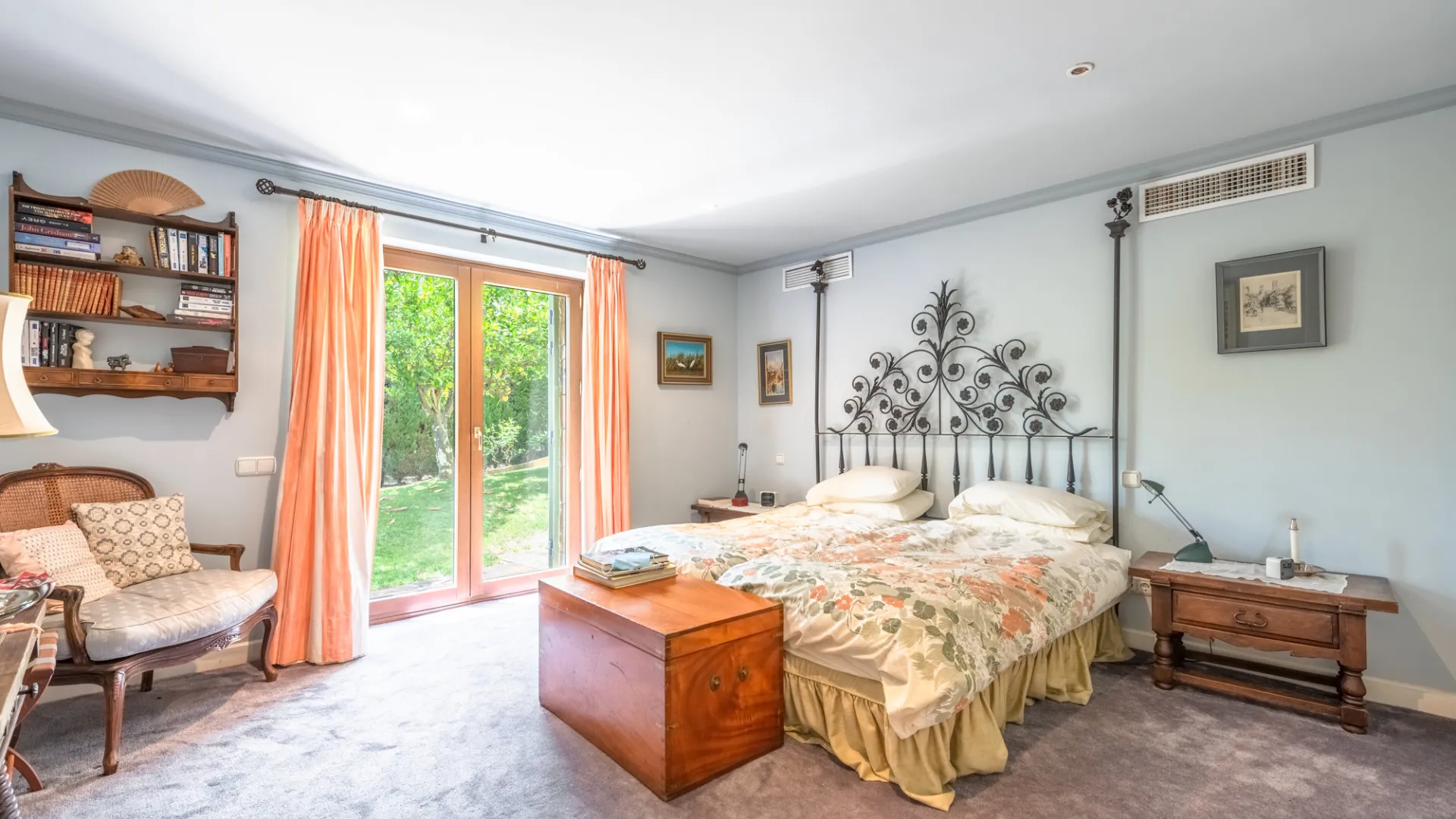 For sale villa in Zona F