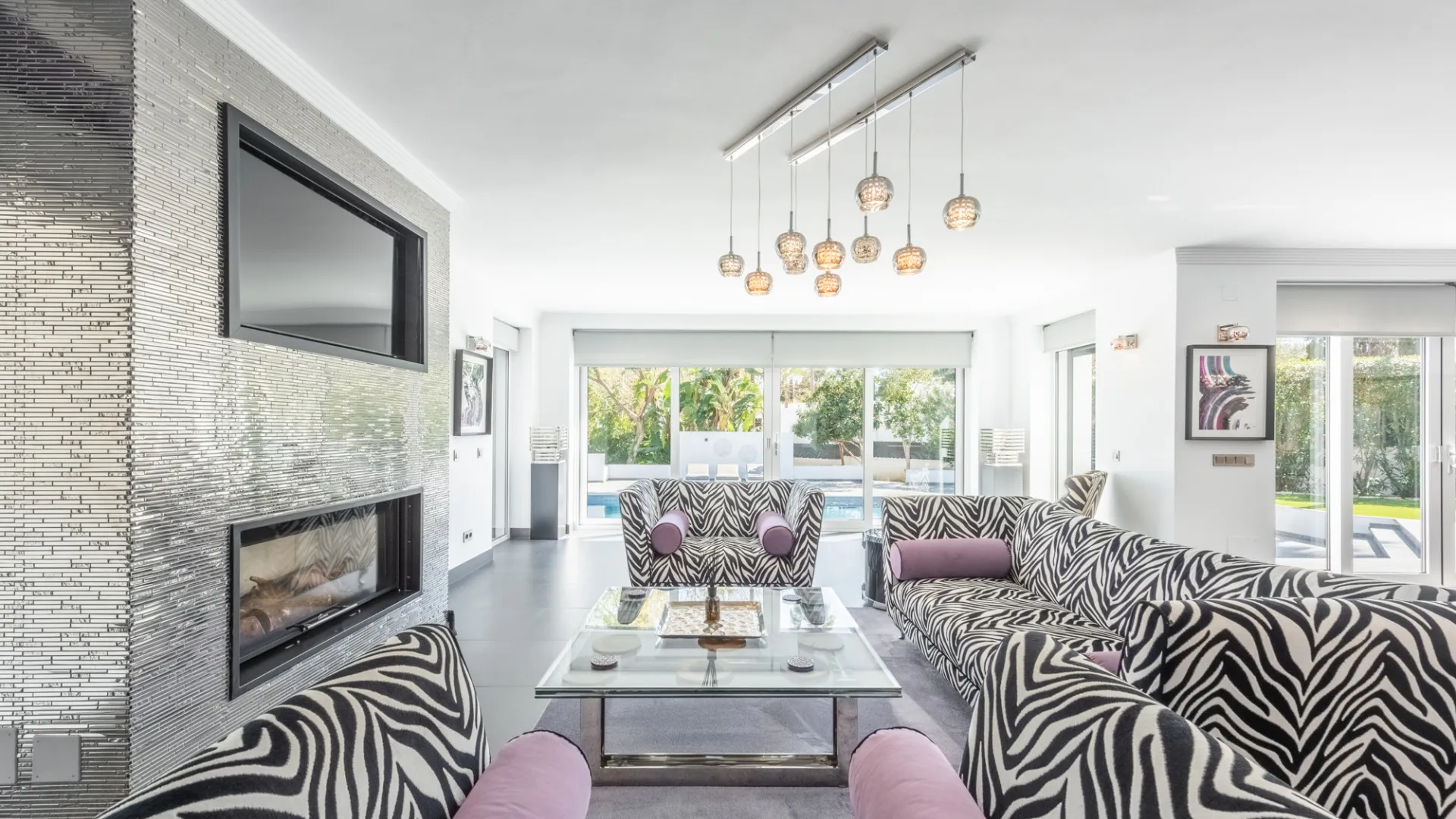 Villa en venta con 6 dormitorios en Reyes y Reinas
