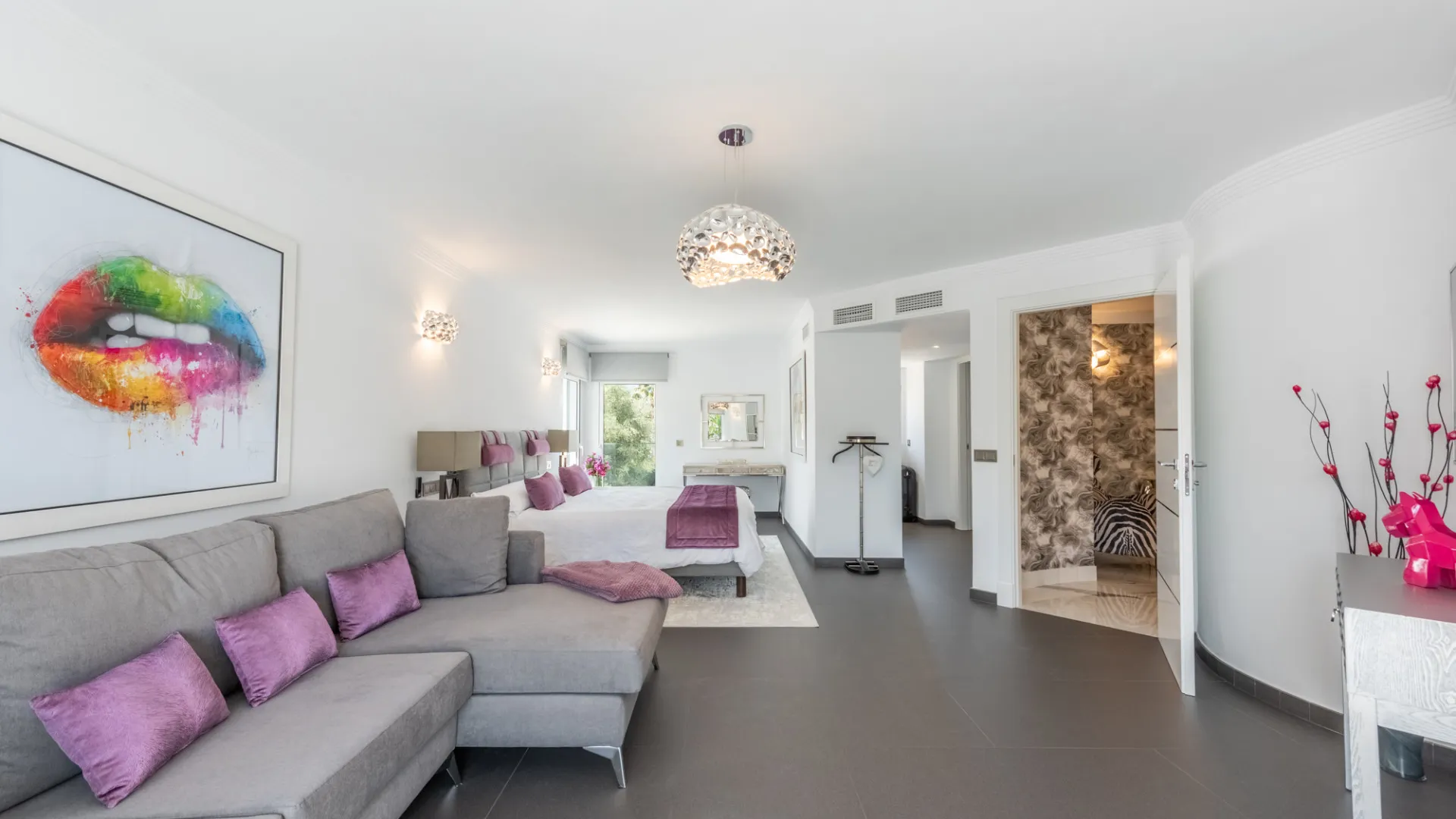 Villa en venta con 6 dormitorios en Reyes y Reinas