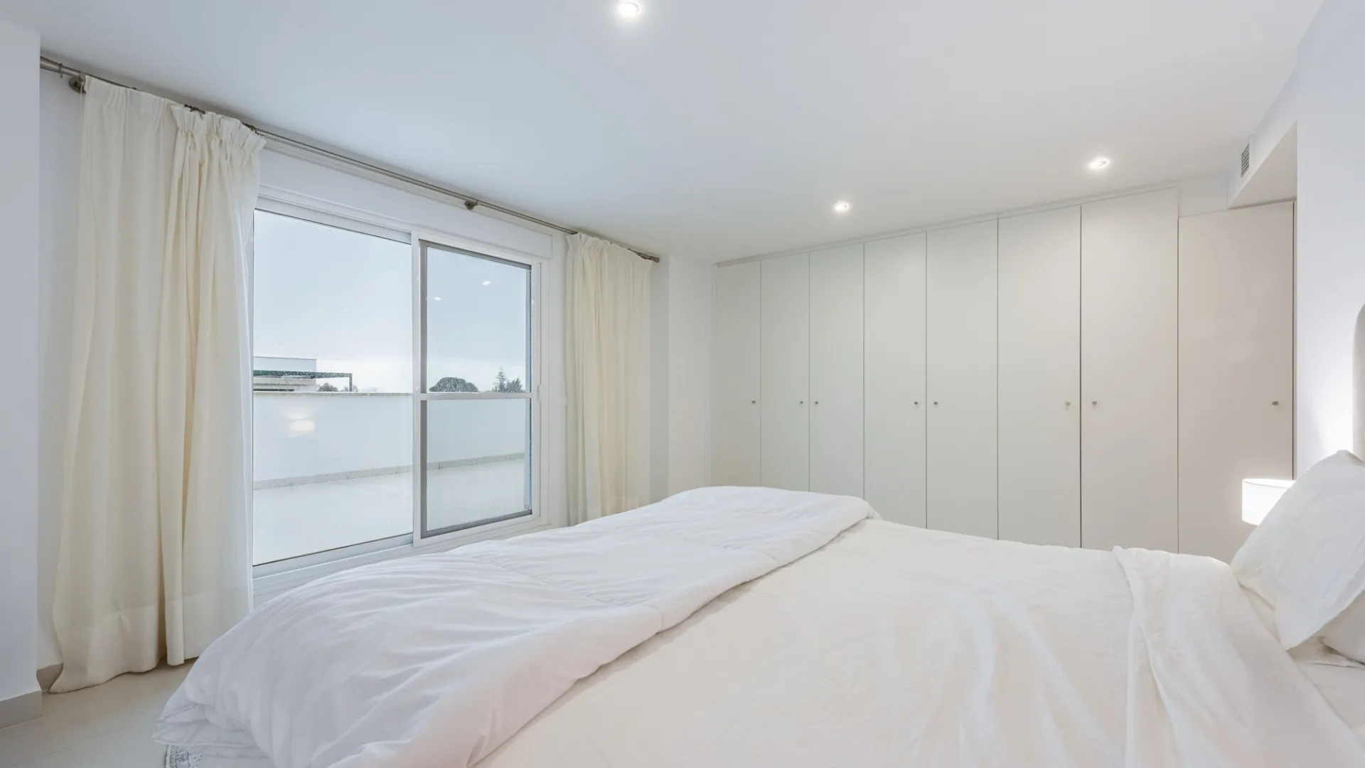For sale 3 bedrooms penthouse in Senda Chica