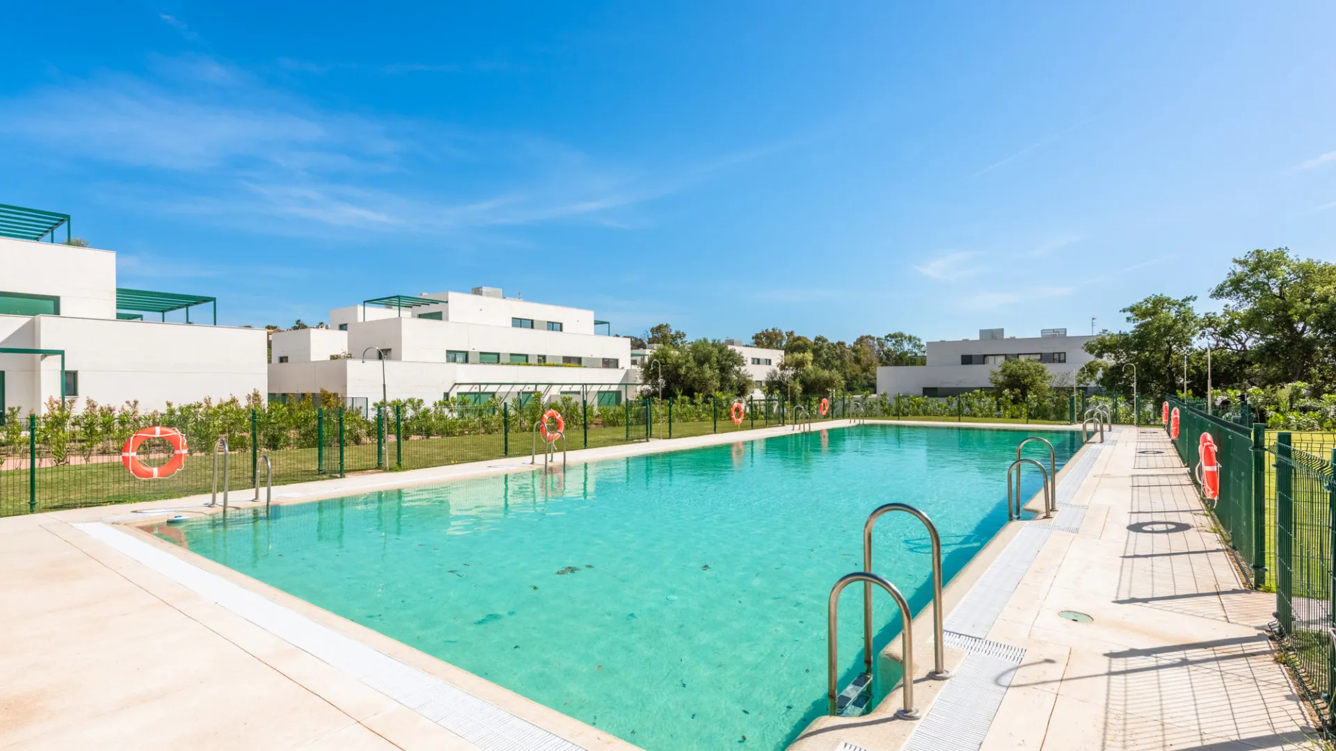 For sale 3 bedrooms penthouse in Senda Chica