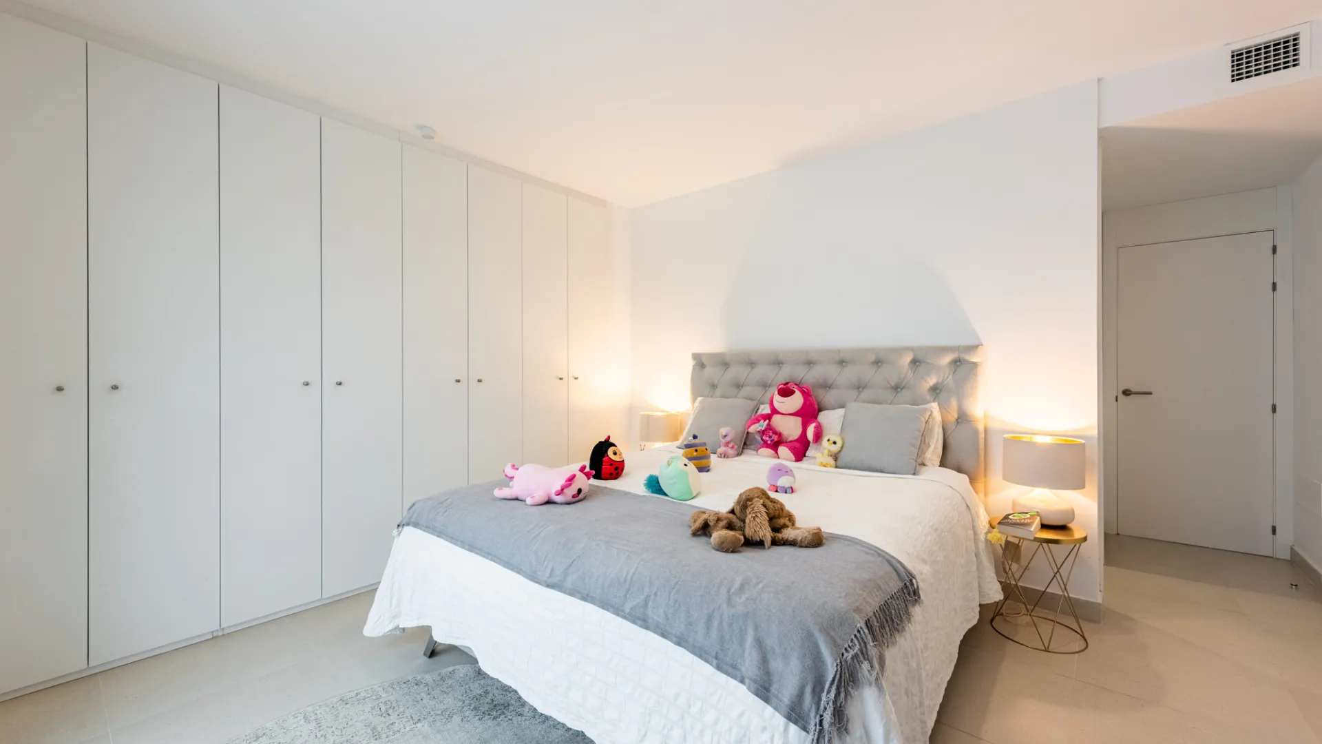 For sale 3 bedrooms penthouse in Senda Chica