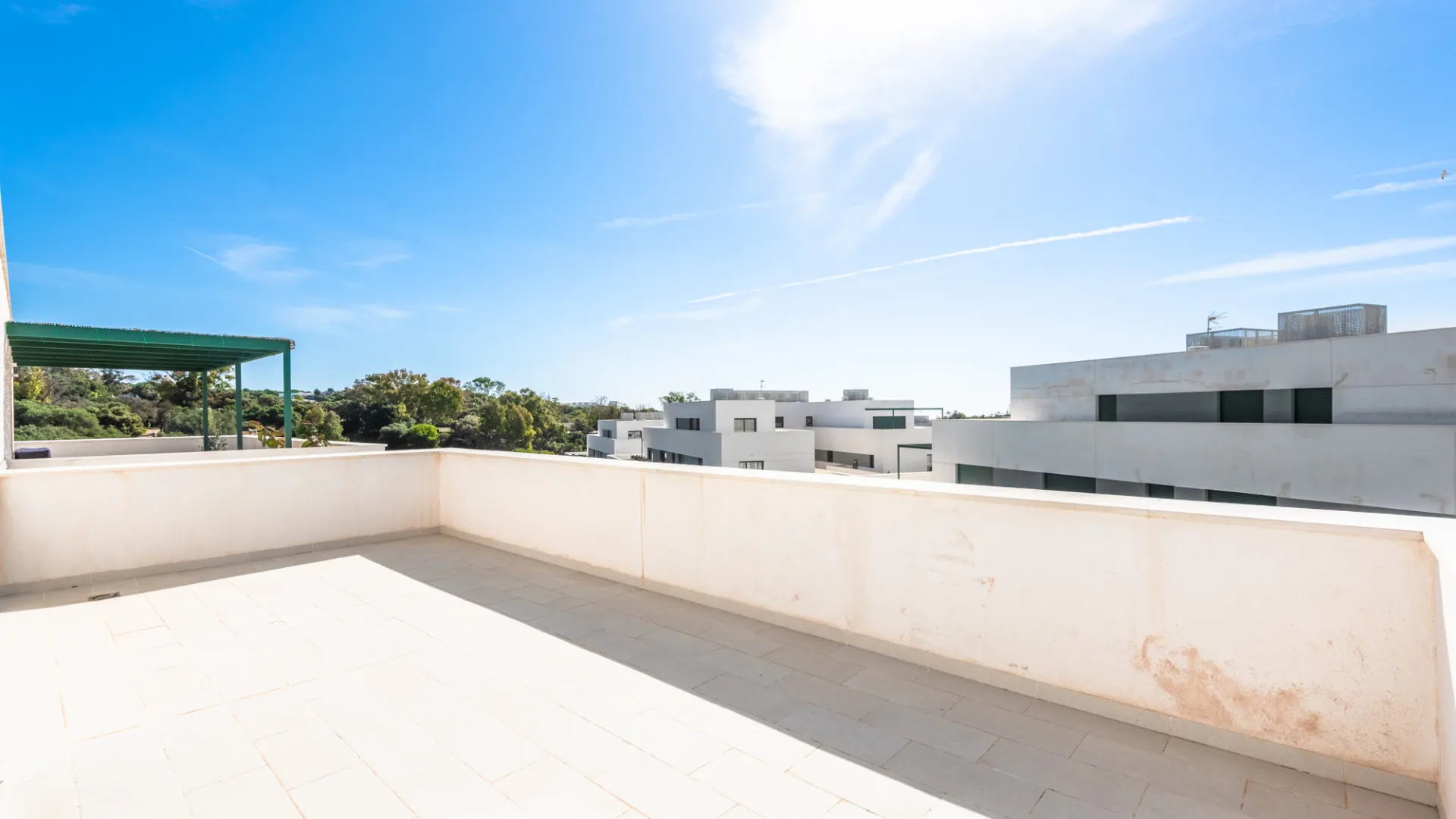 For sale 3 bedrooms penthouse in Senda Chica