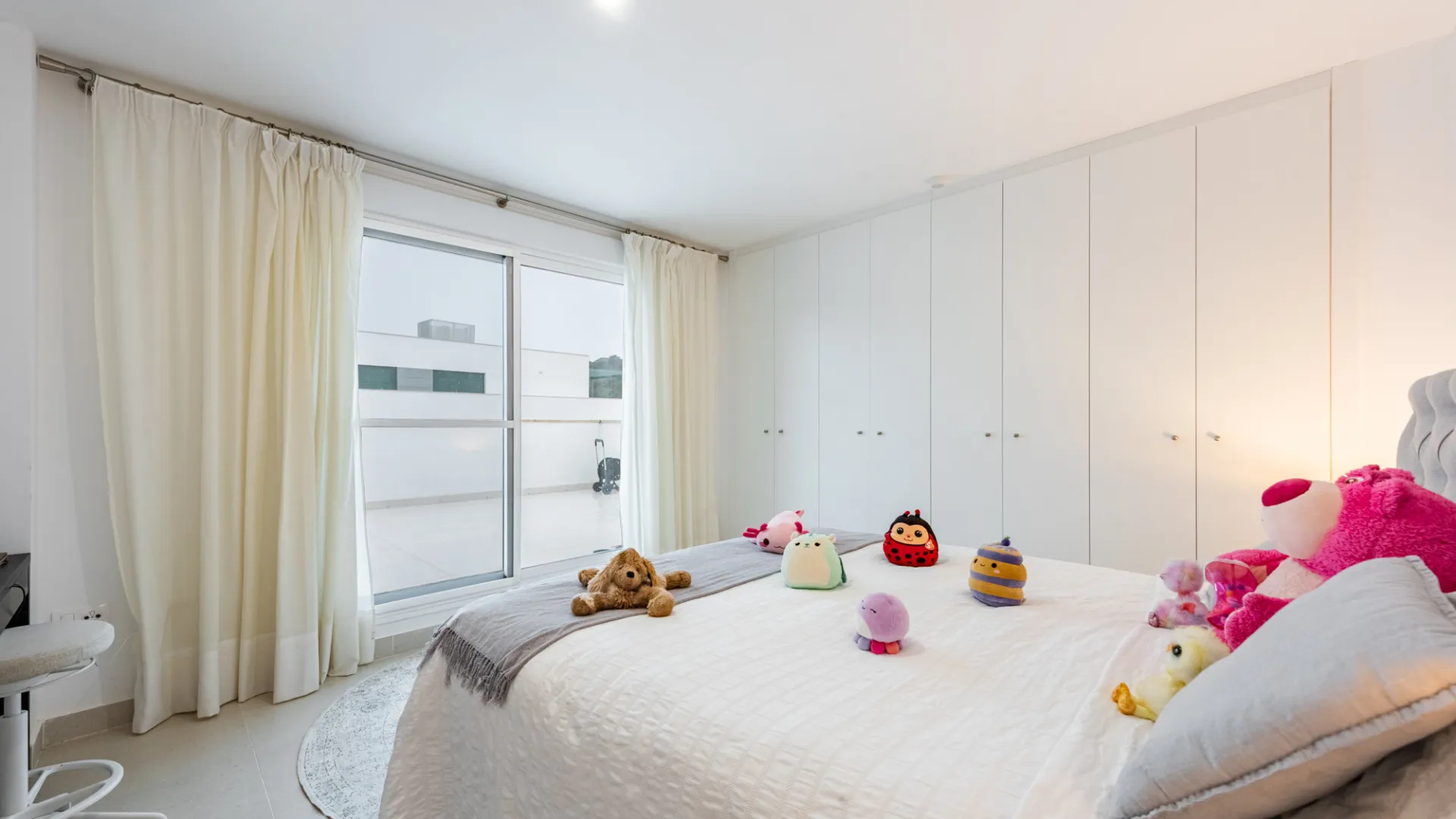 For sale 3 bedrooms penthouse in Senda Chica