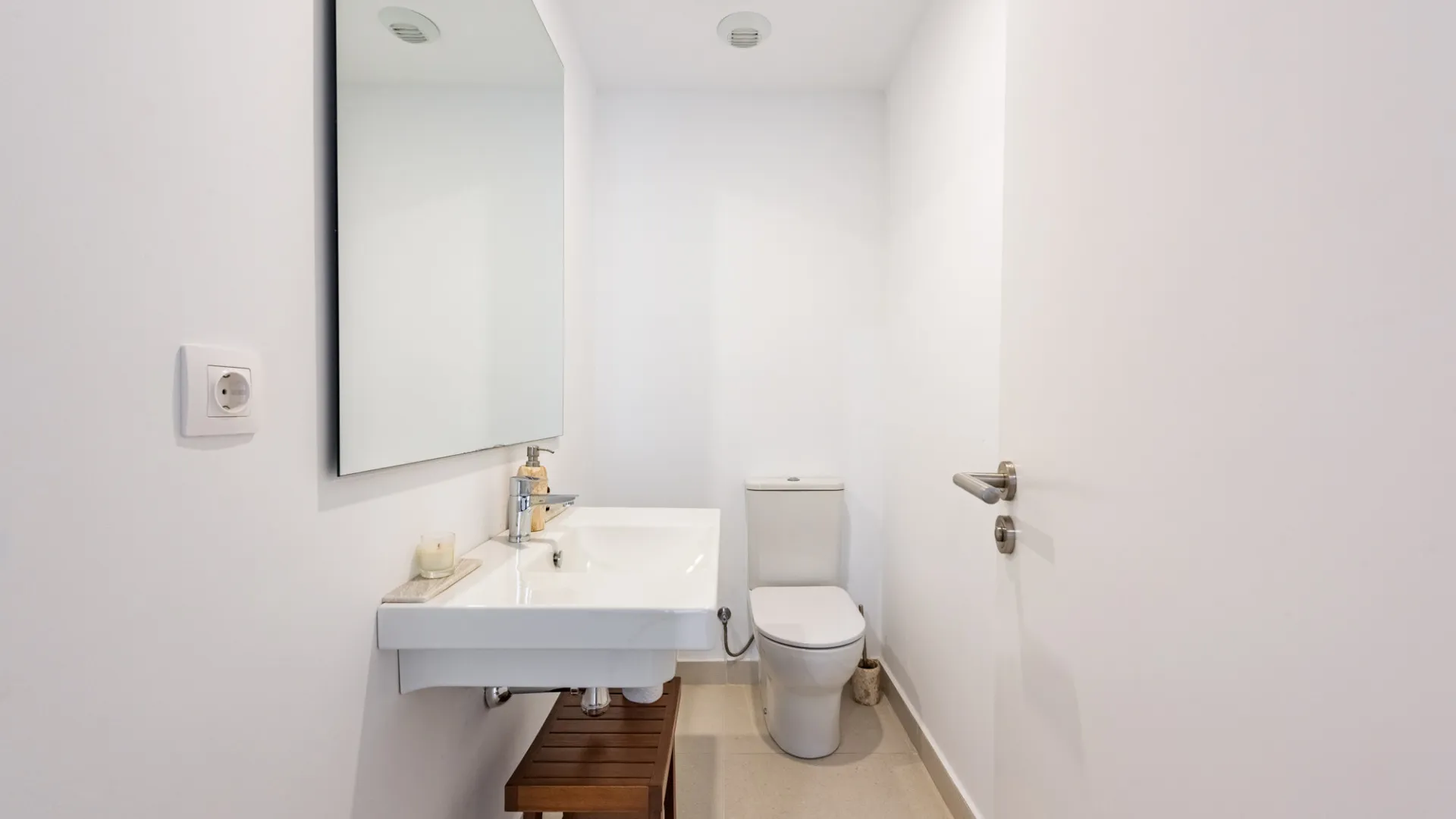 For sale 3 bedrooms penthouse in Senda Chica