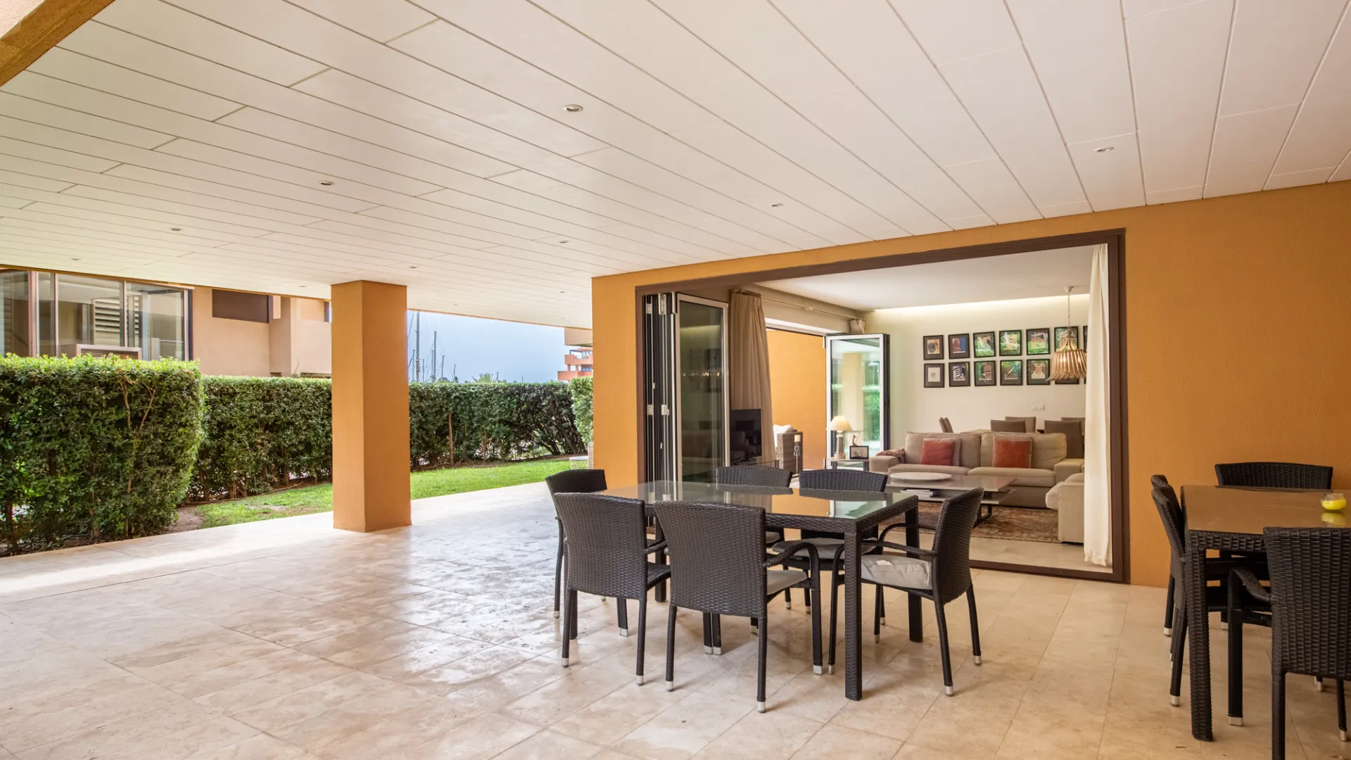 Buy ground floor apartment in Ribera del Marlin