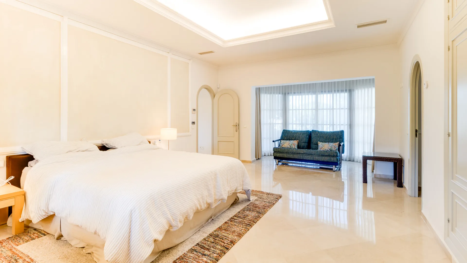 Villa de 6 dormitorios en venta en Zona D