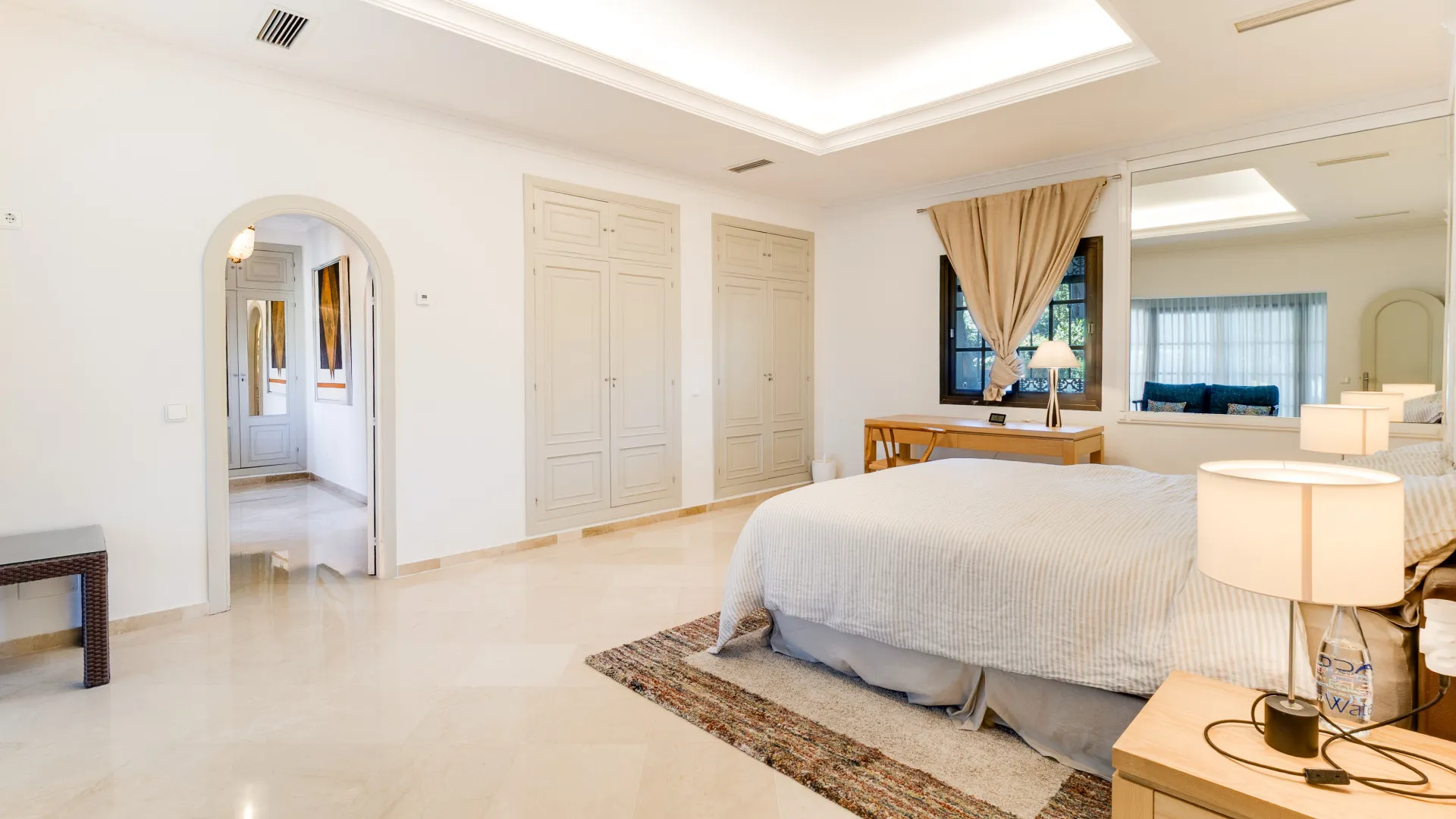 Villa de 6 dormitorios en venta en Zona D