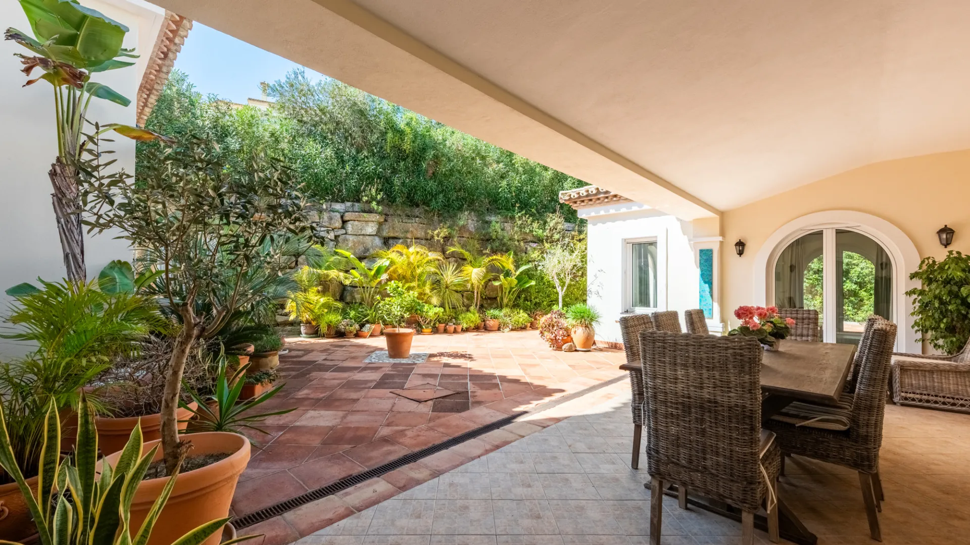 Villa for sale in Zona G with 4 bedrooms