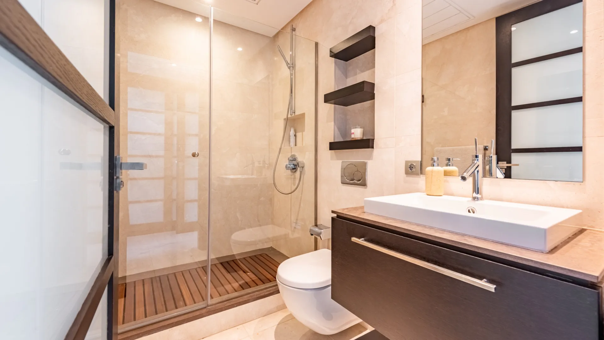 Buy ground floor apartment in Hacienda de Valderrama