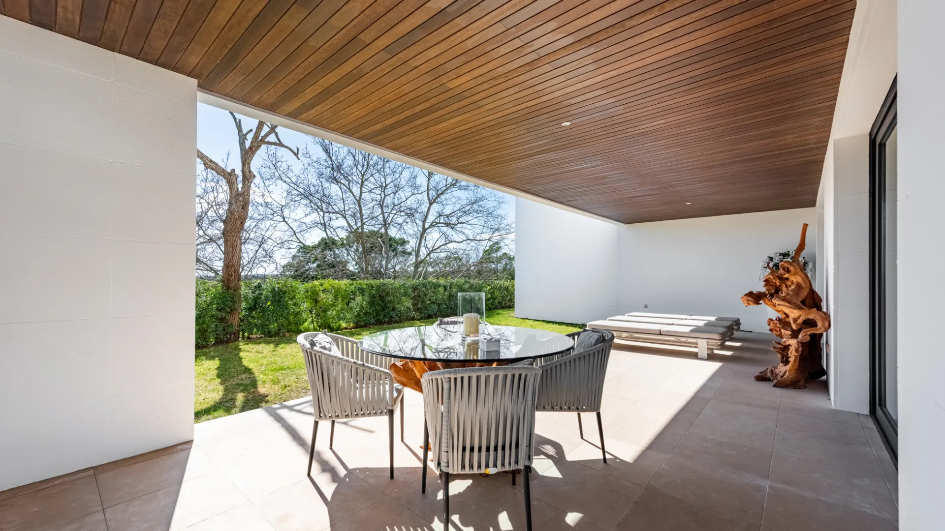 Buy ground floor apartment in Hacienda de Valderrama