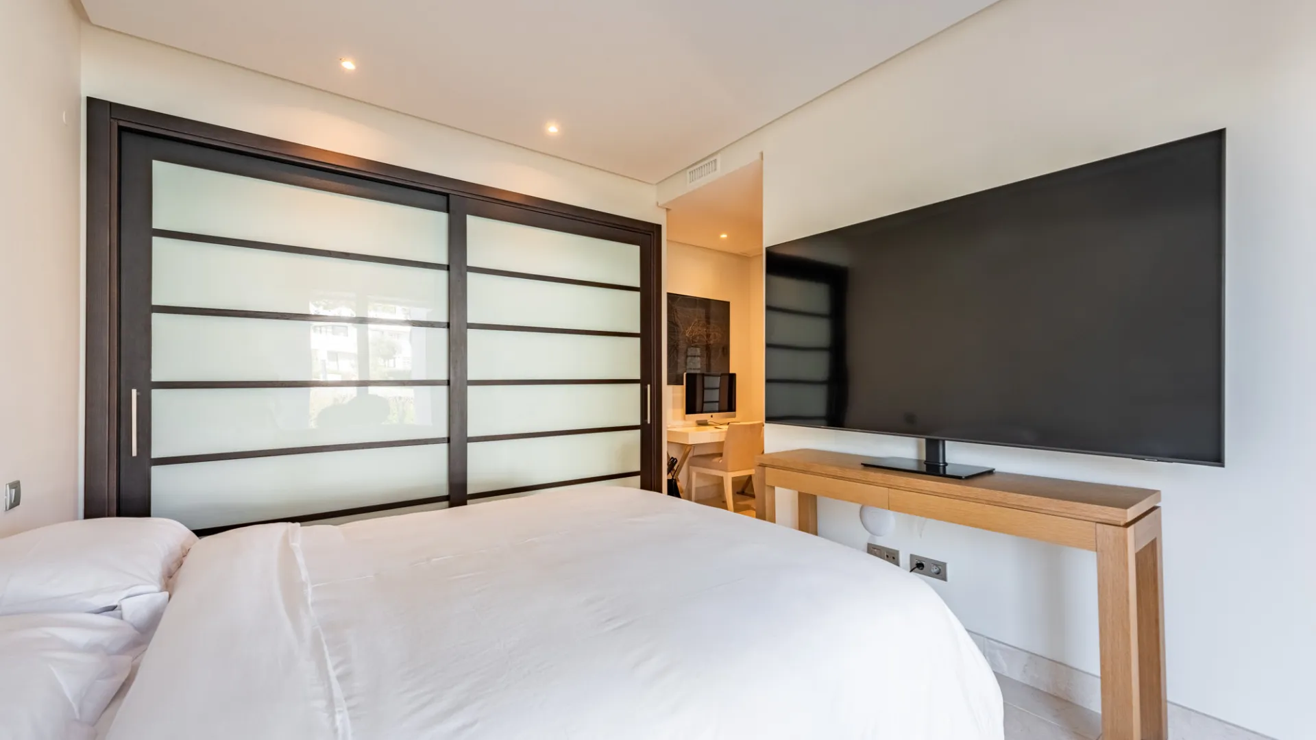 Buy ground floor apartment in Hacienda de Valderrama