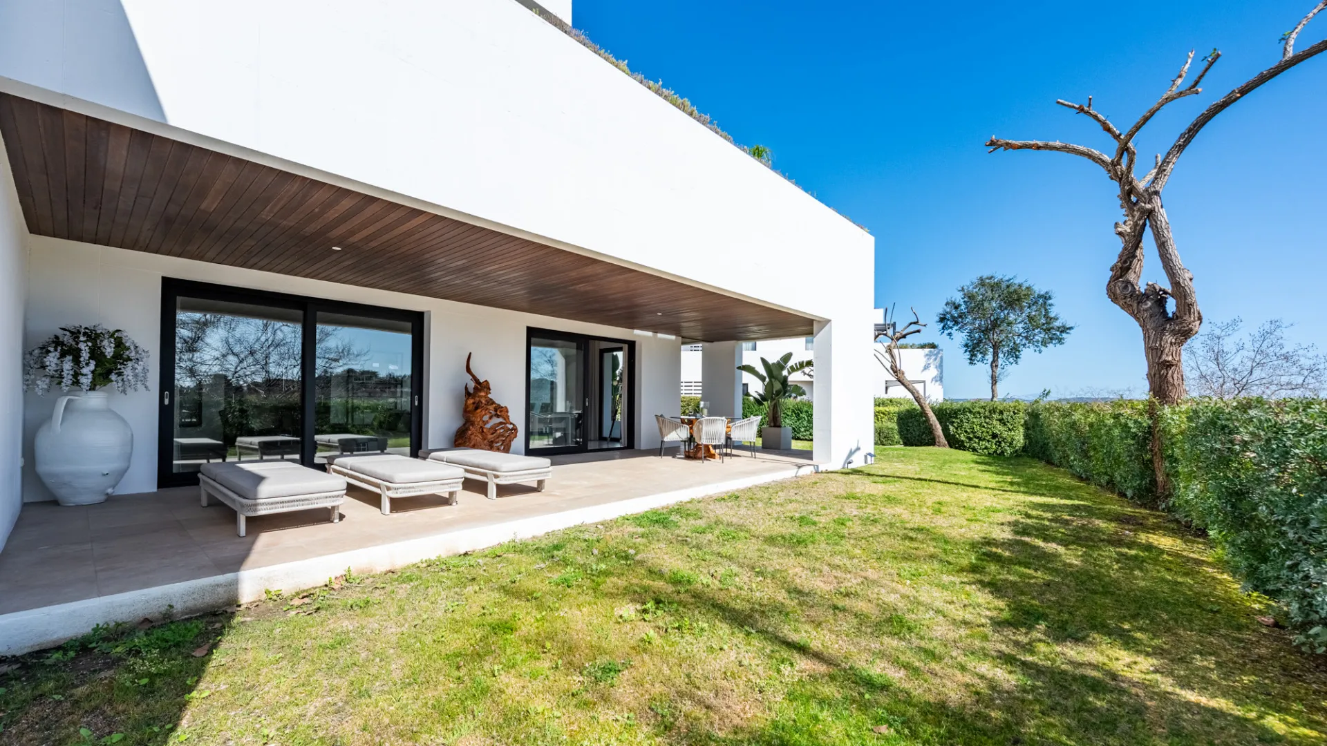 Buy ground floor apartment in Hacienda de Valderrama