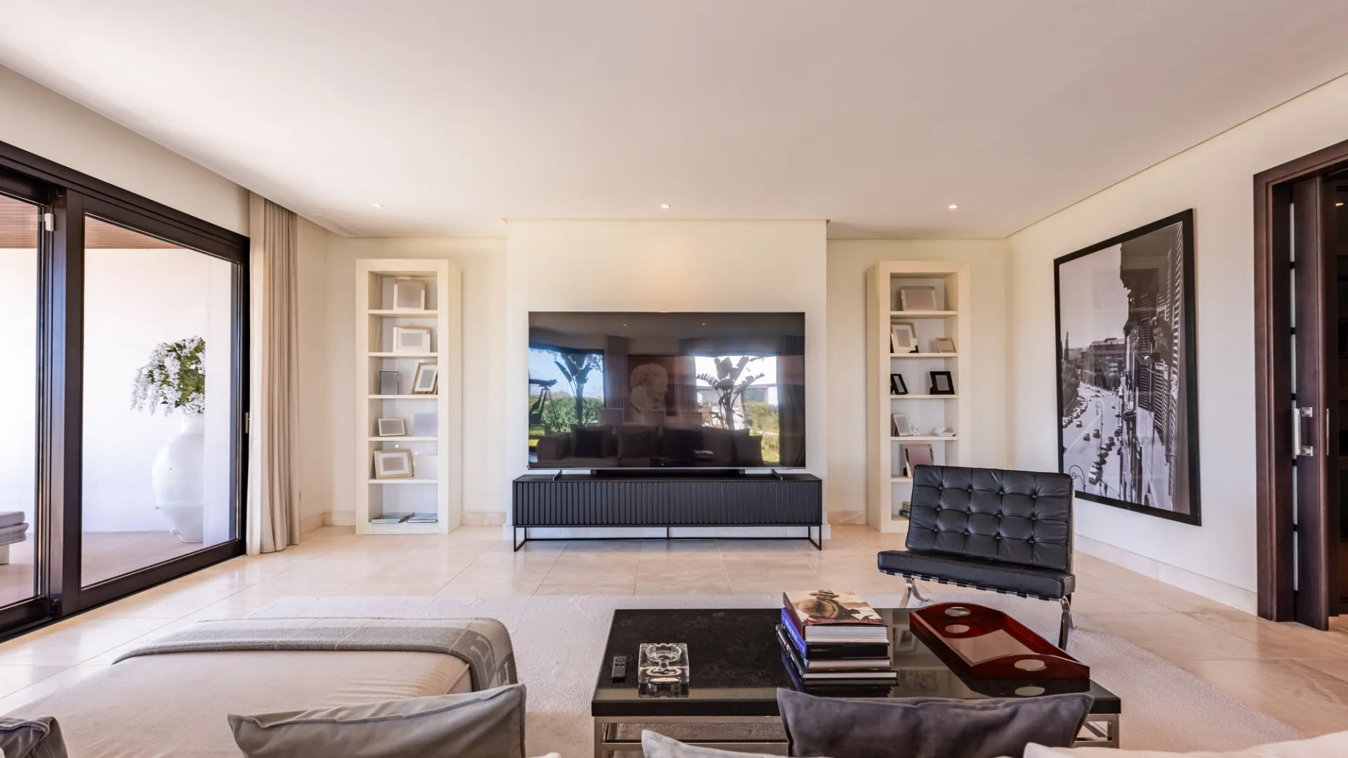 Buy ground floor apartment in Hacienda de Valderrama
