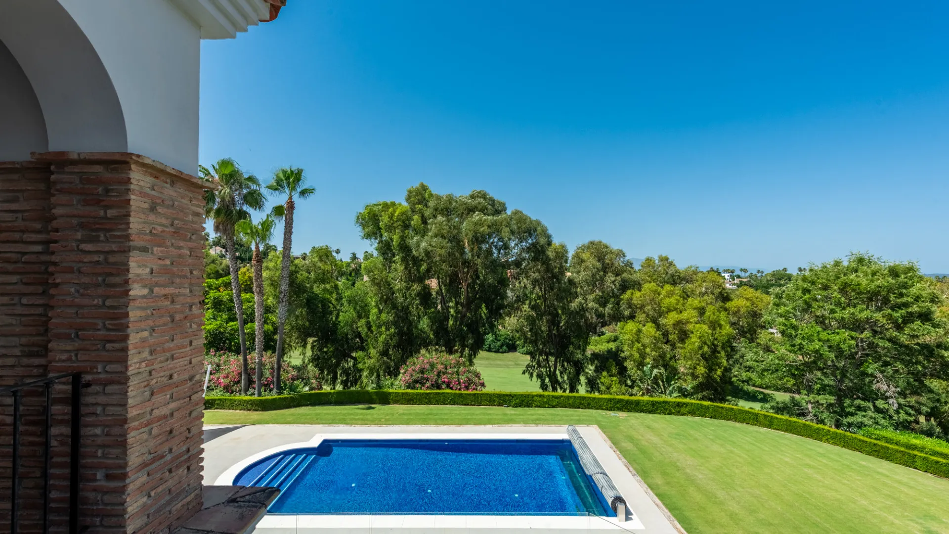 Villa en venta en Zona F