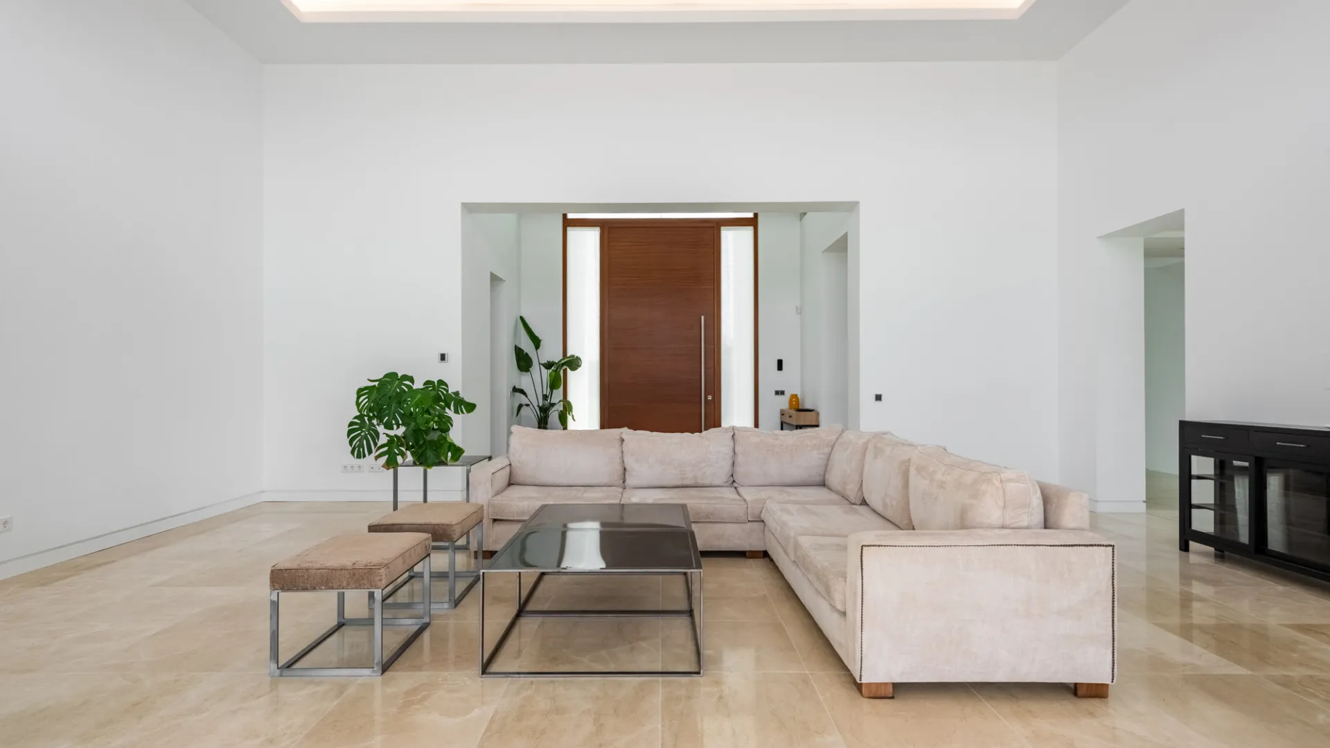 Villa for sale in Zona F