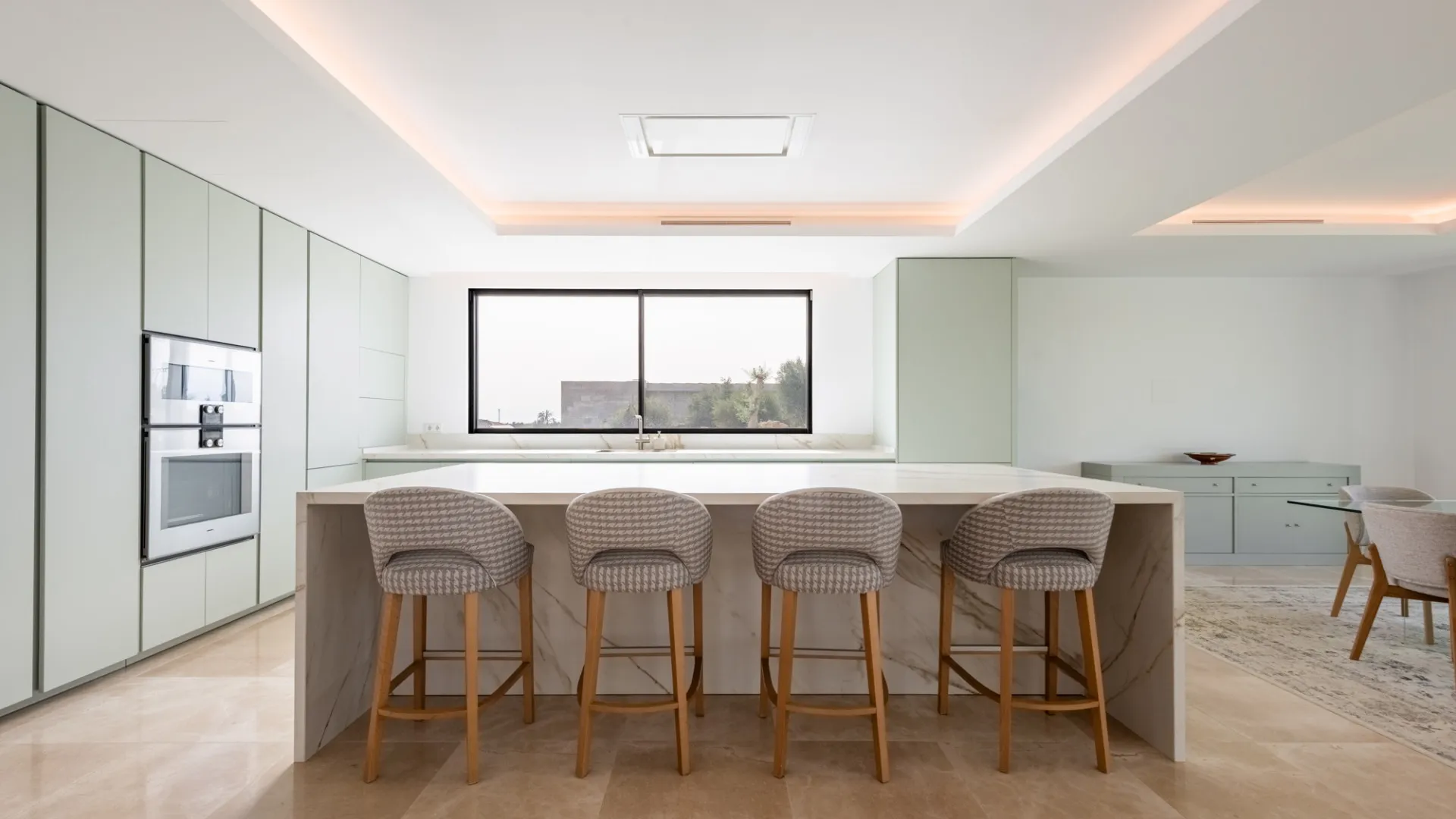 Villa for sale in Zona F