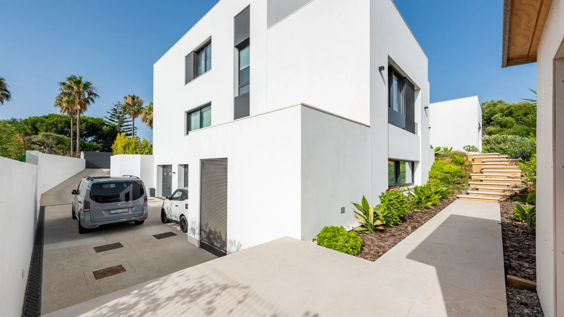 Villa for sale in Zona F