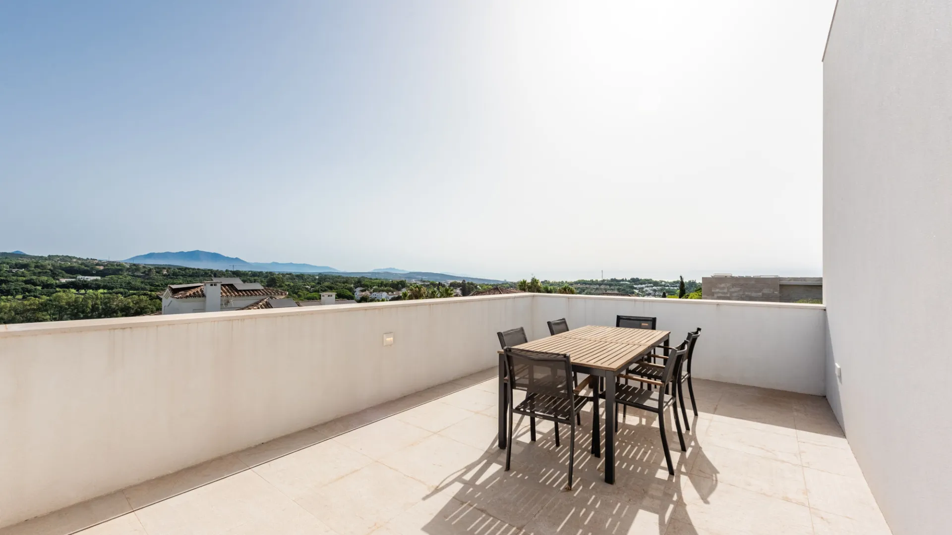Villa for sale in Zona F