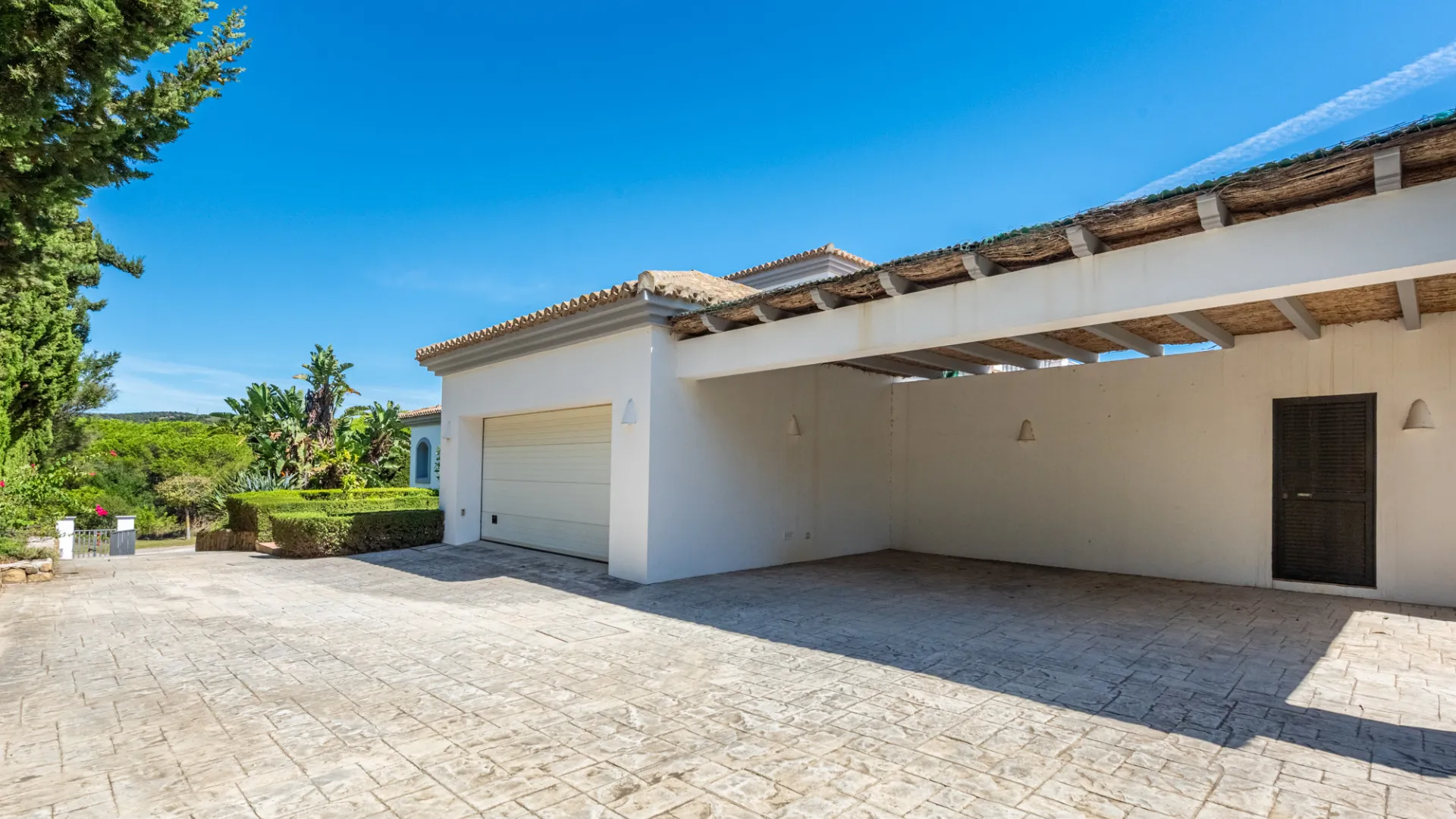 Zona L 5 bedrooms villa for sale