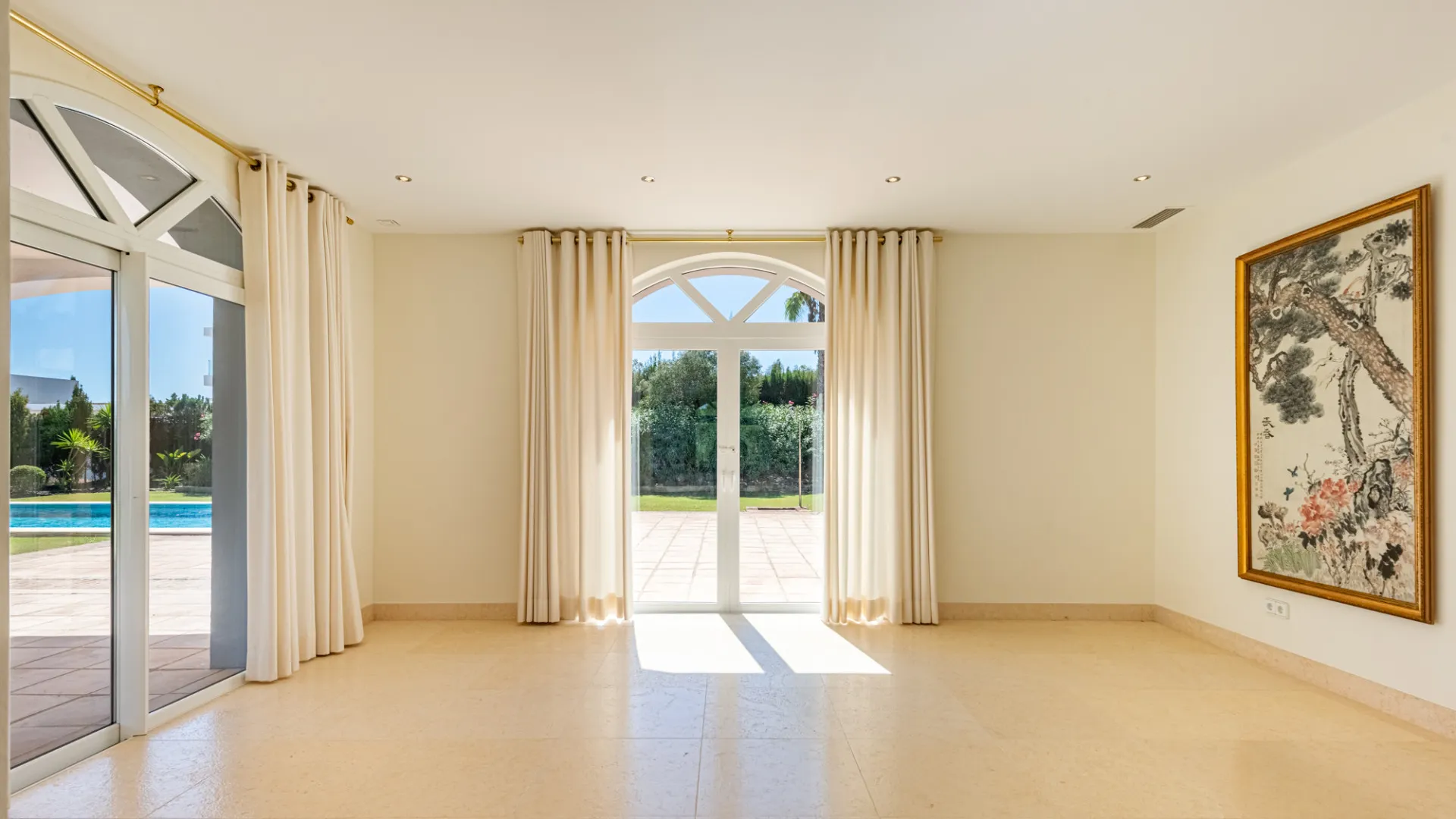 Zona L 5 bedrooms villa for sale