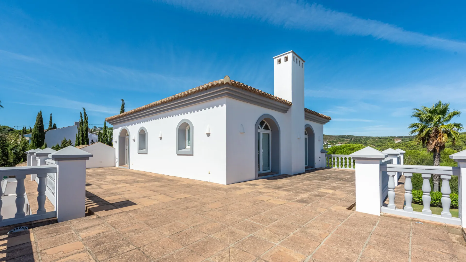 Zona L 5 bedrooms villa for sale
