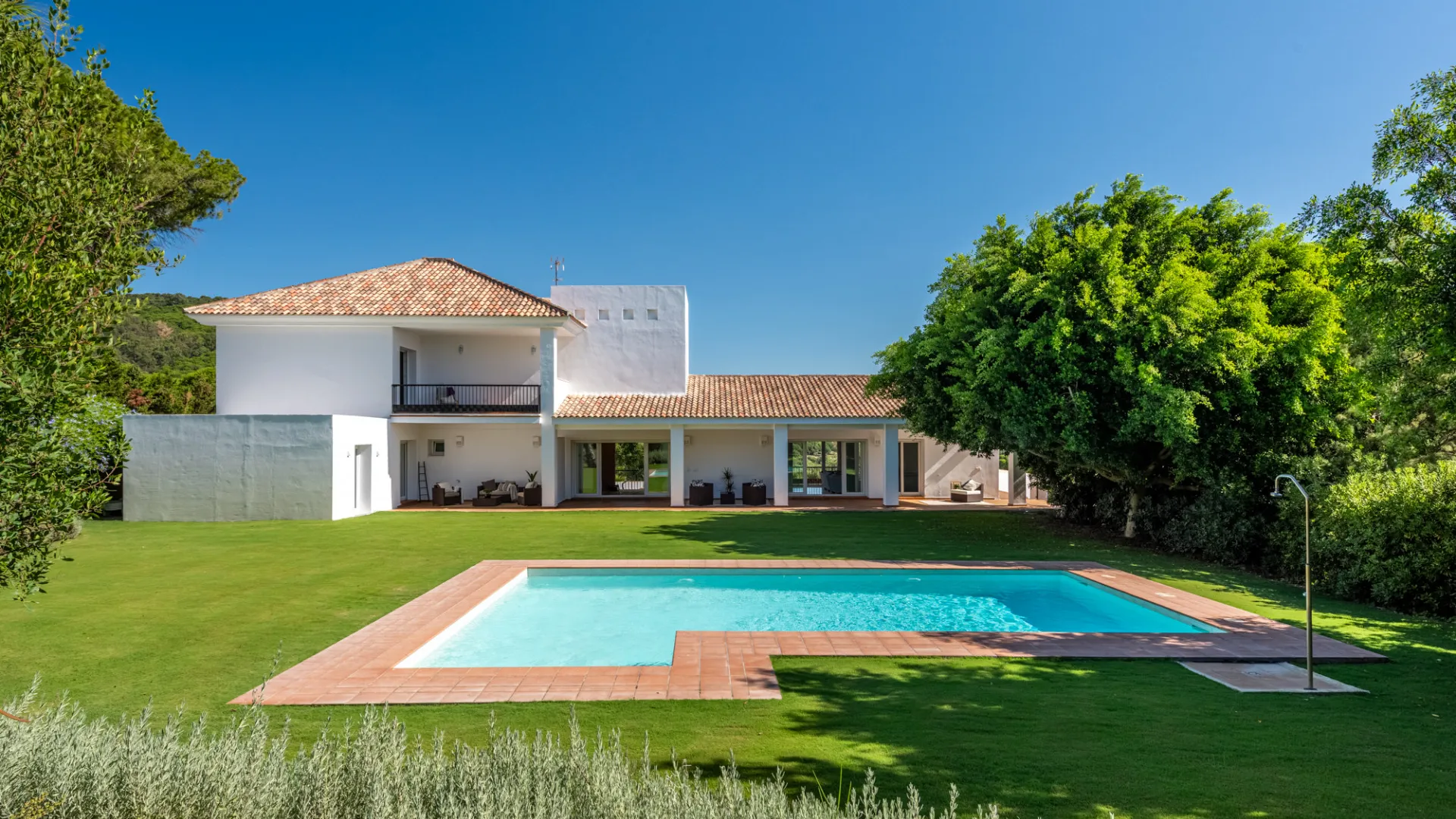 Villa for sale in Zona L with 4 bedrooms