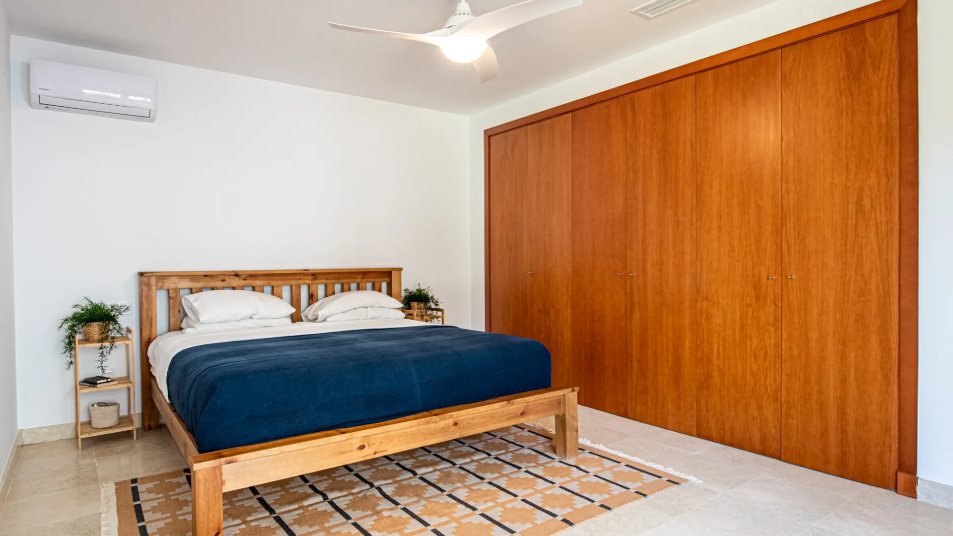 Villa for sale in Zona L with 4 bedrooms