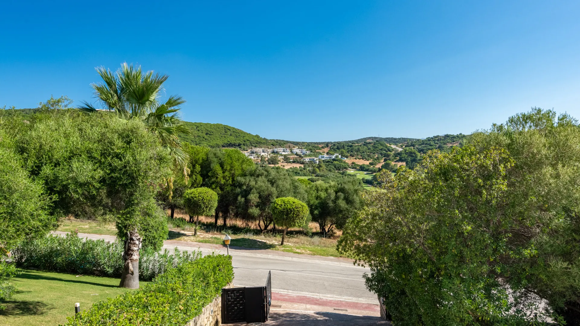 Villa for sale in Zona L with 4 bedrooms